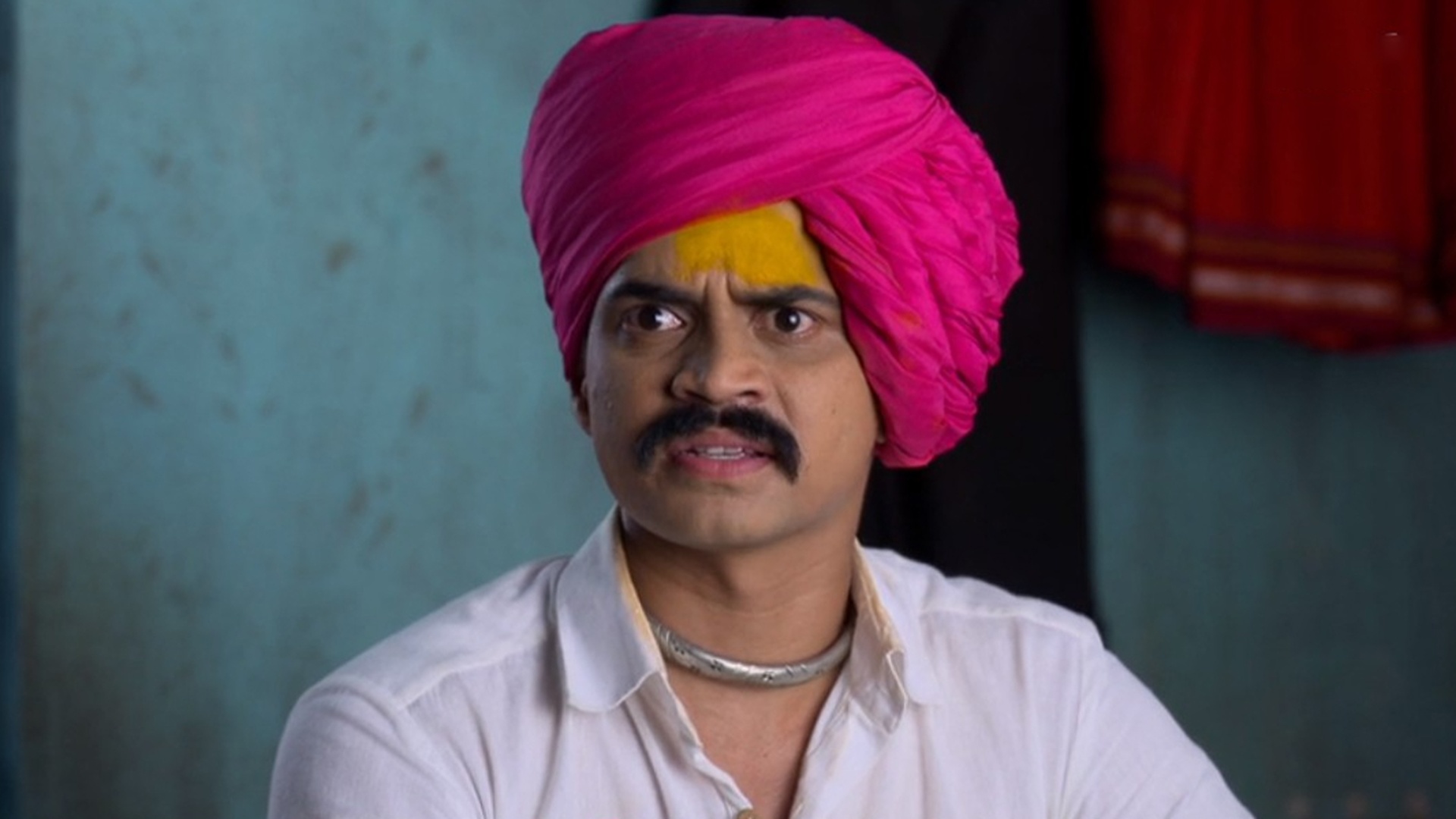 Pavada Purusha Online