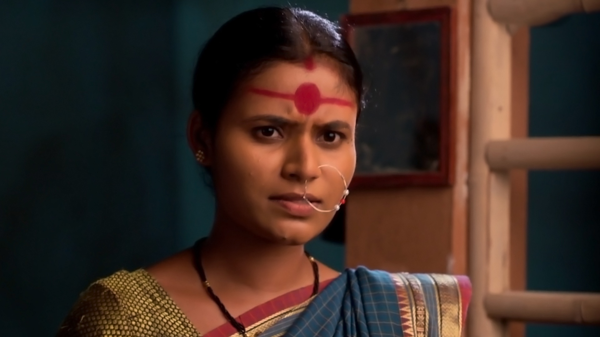 Pavada Purusha Online