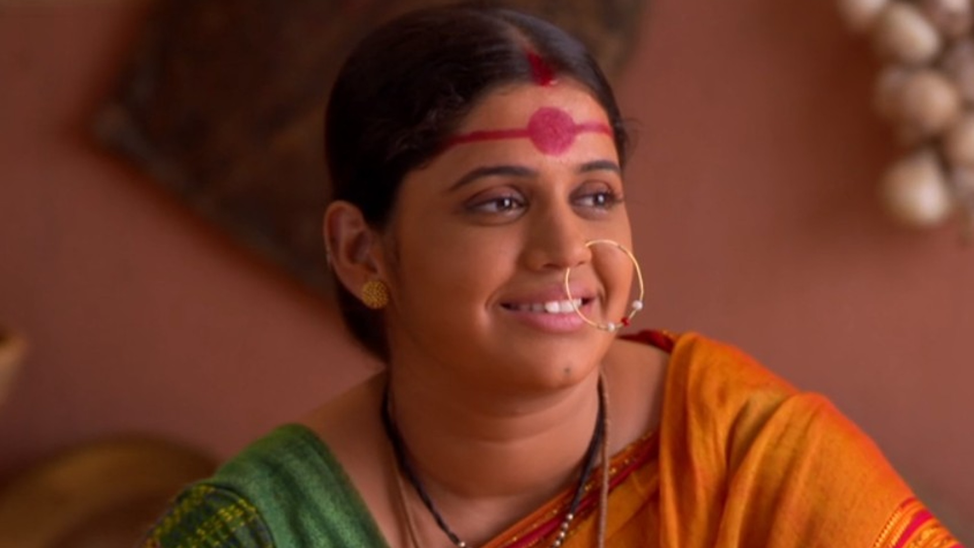 Pavada Purusha Online