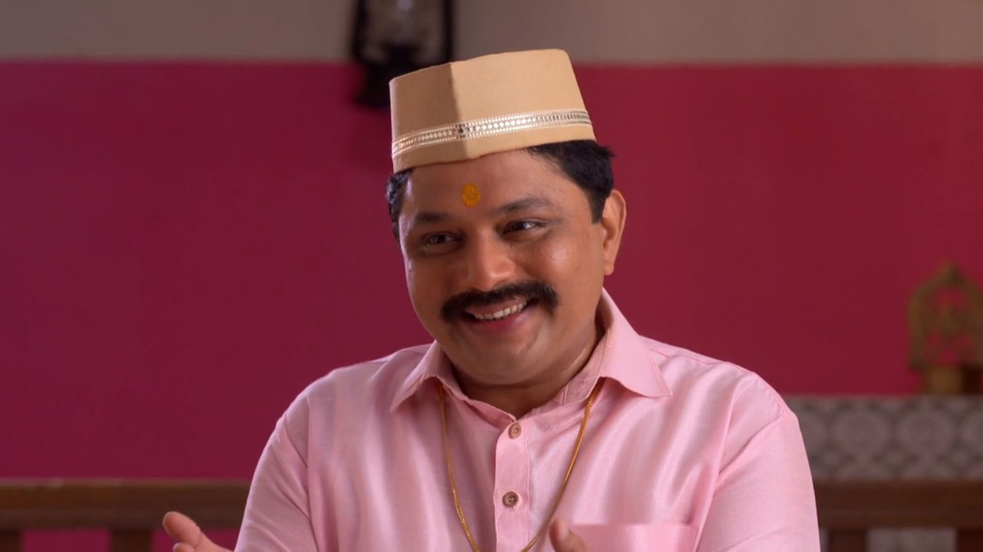 Pavada Purusha Online