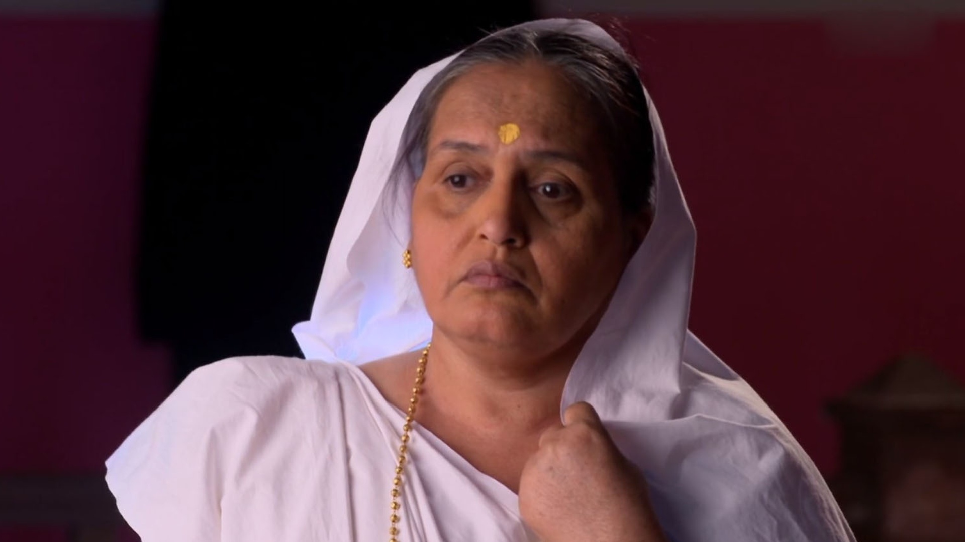 Pavada Purusha Online