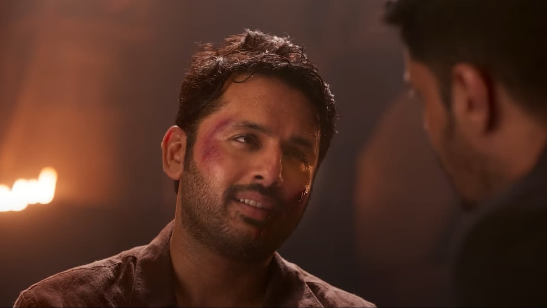 Extra Ordinary Man Online