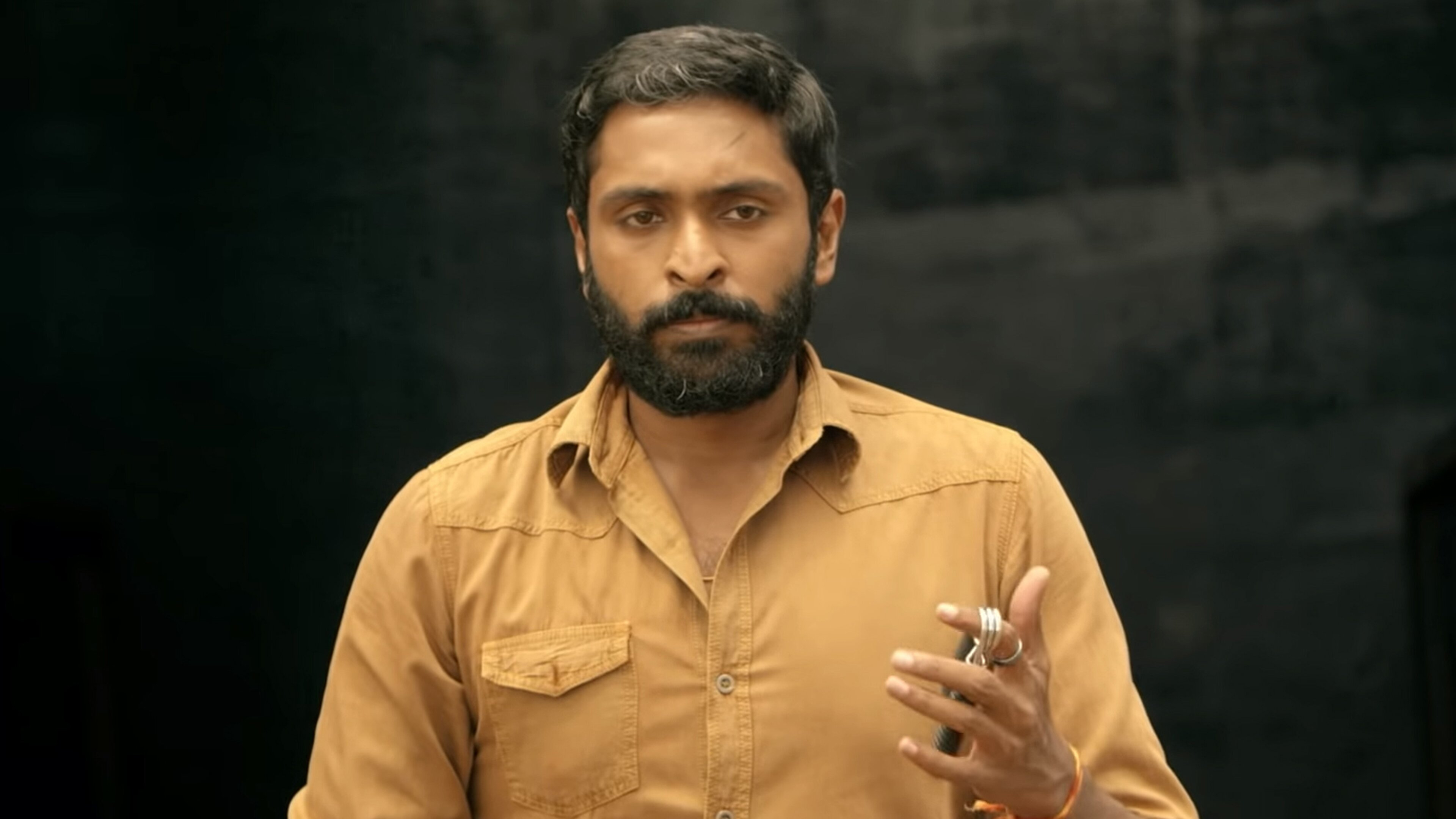 Thuppakki Munai Online