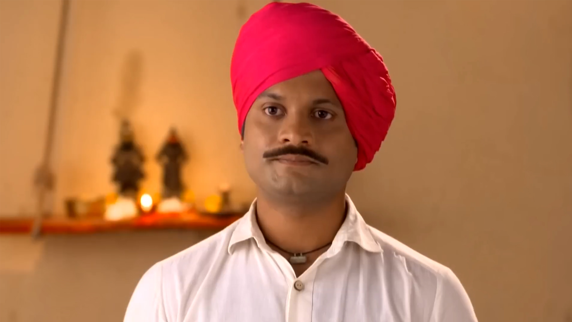 Pavada Purusha Online