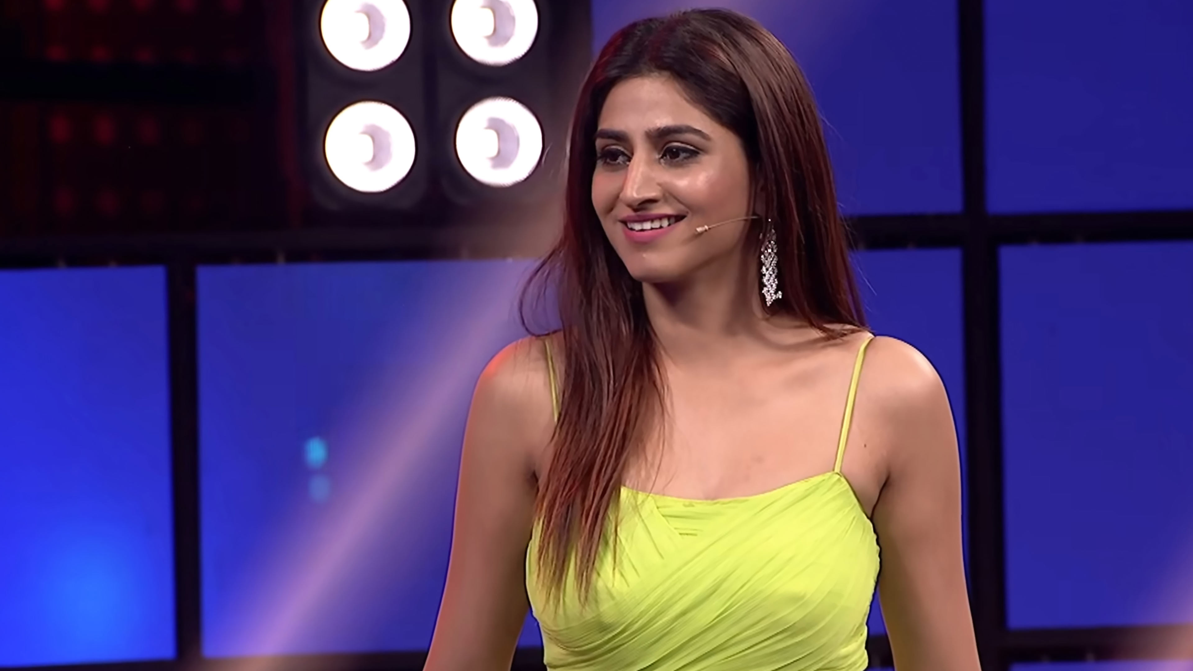 Adavari Partilaku Ardhalu Verule