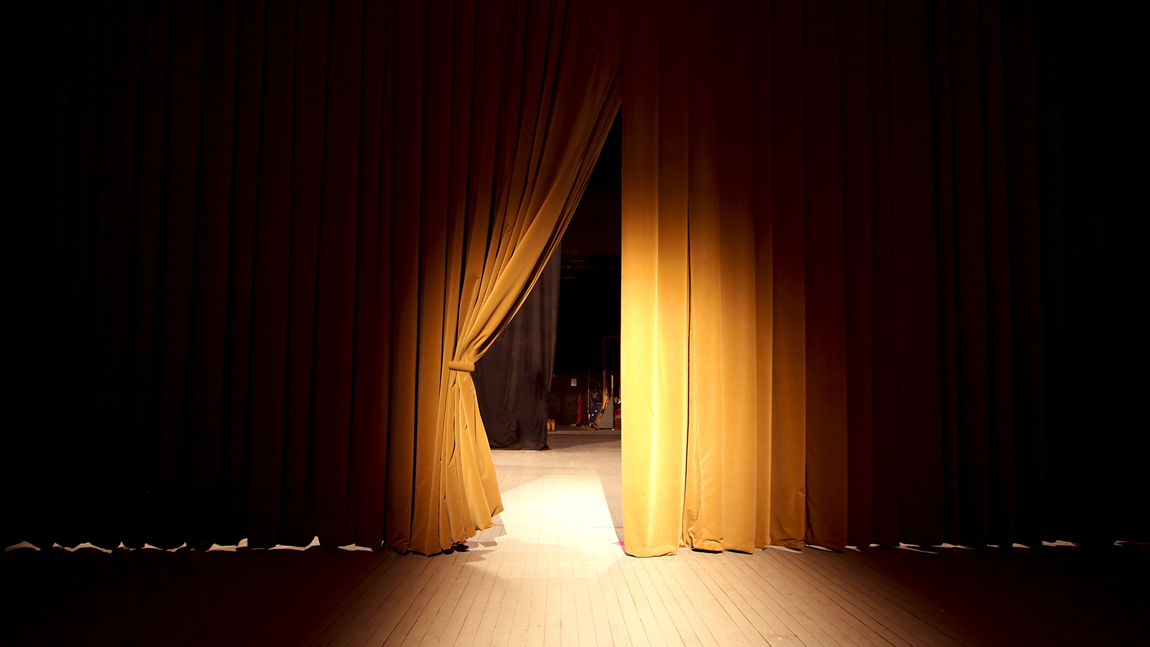 Pt Cinema Hall Online