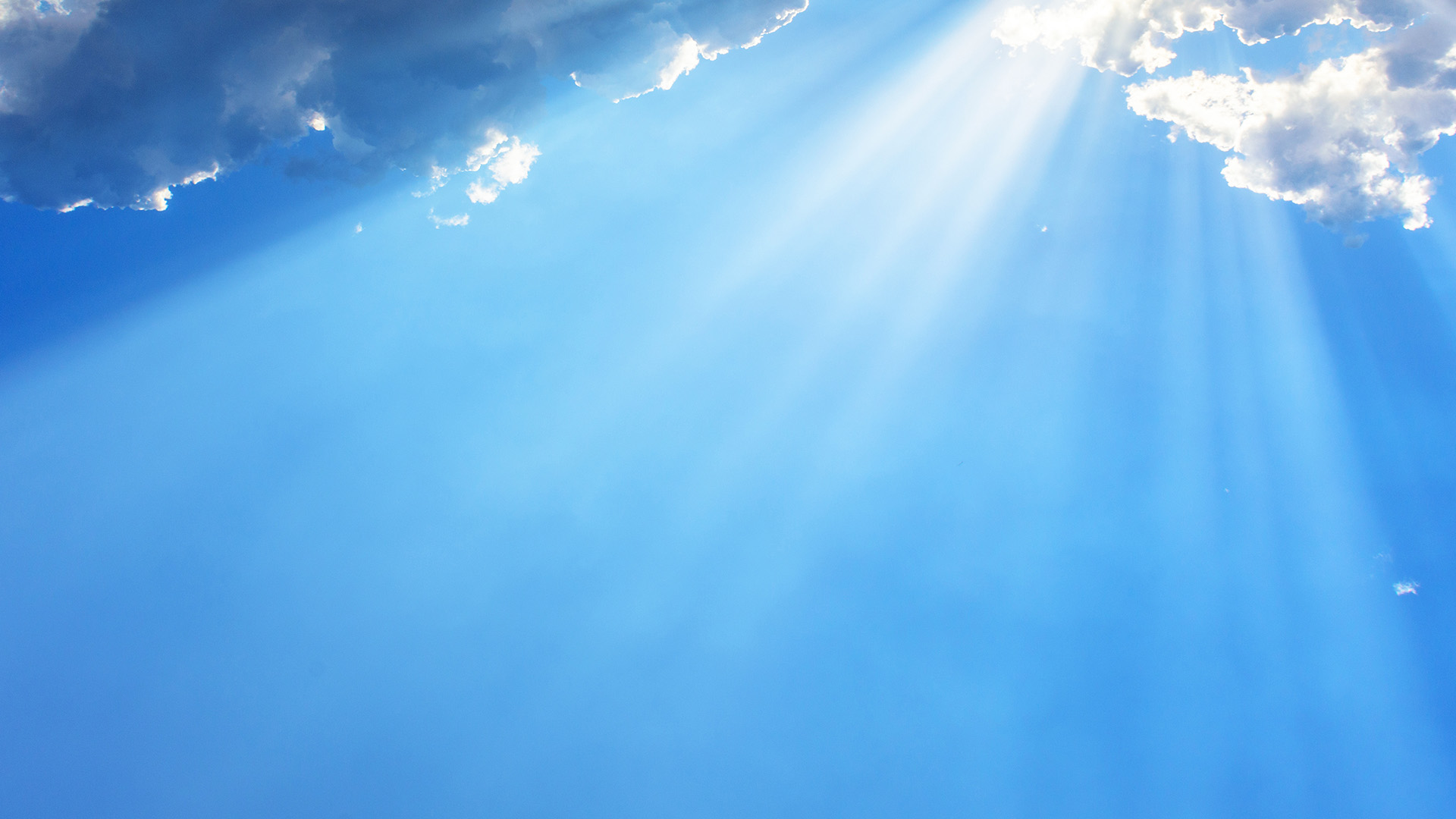 Nizhal Peyyum Nilavil