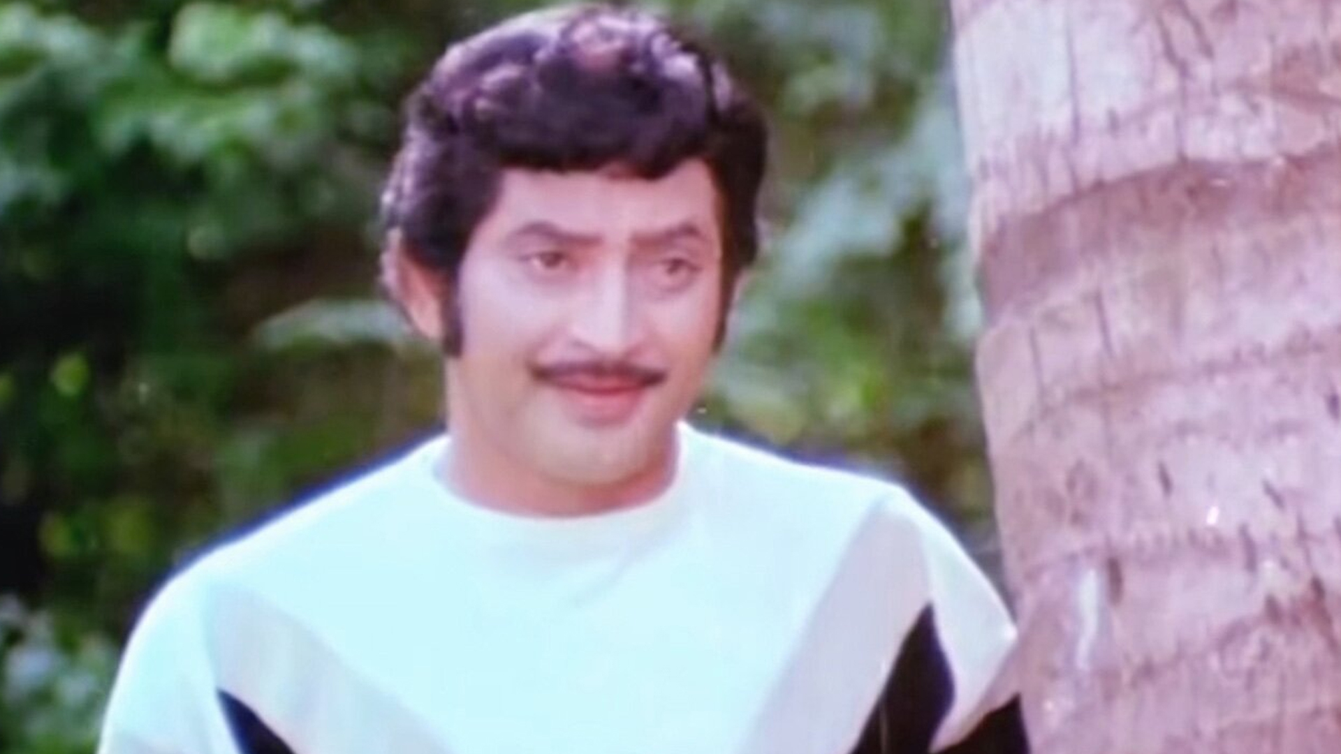 Iddaru Dongalu Online