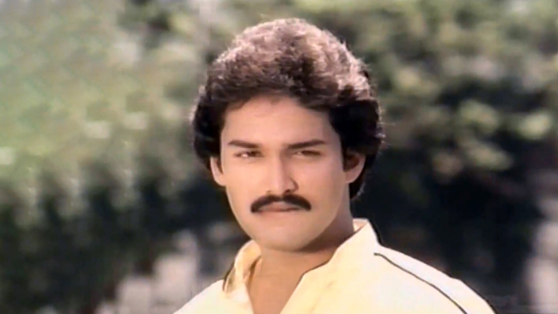 Vellai Pura Ondru Online