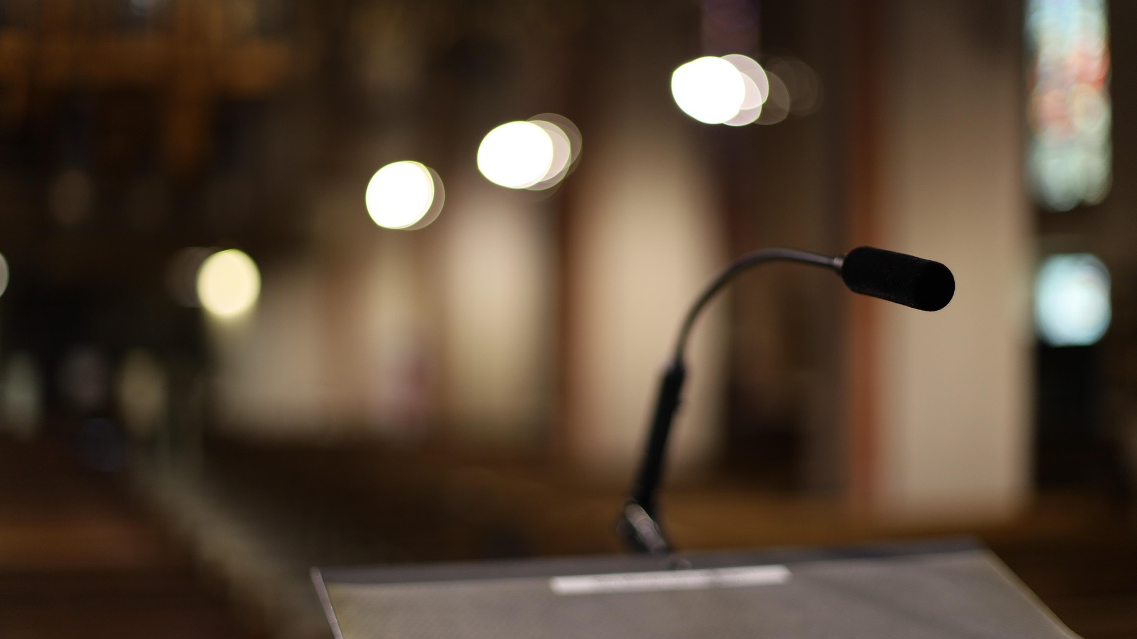 Bahas Bazigar Online