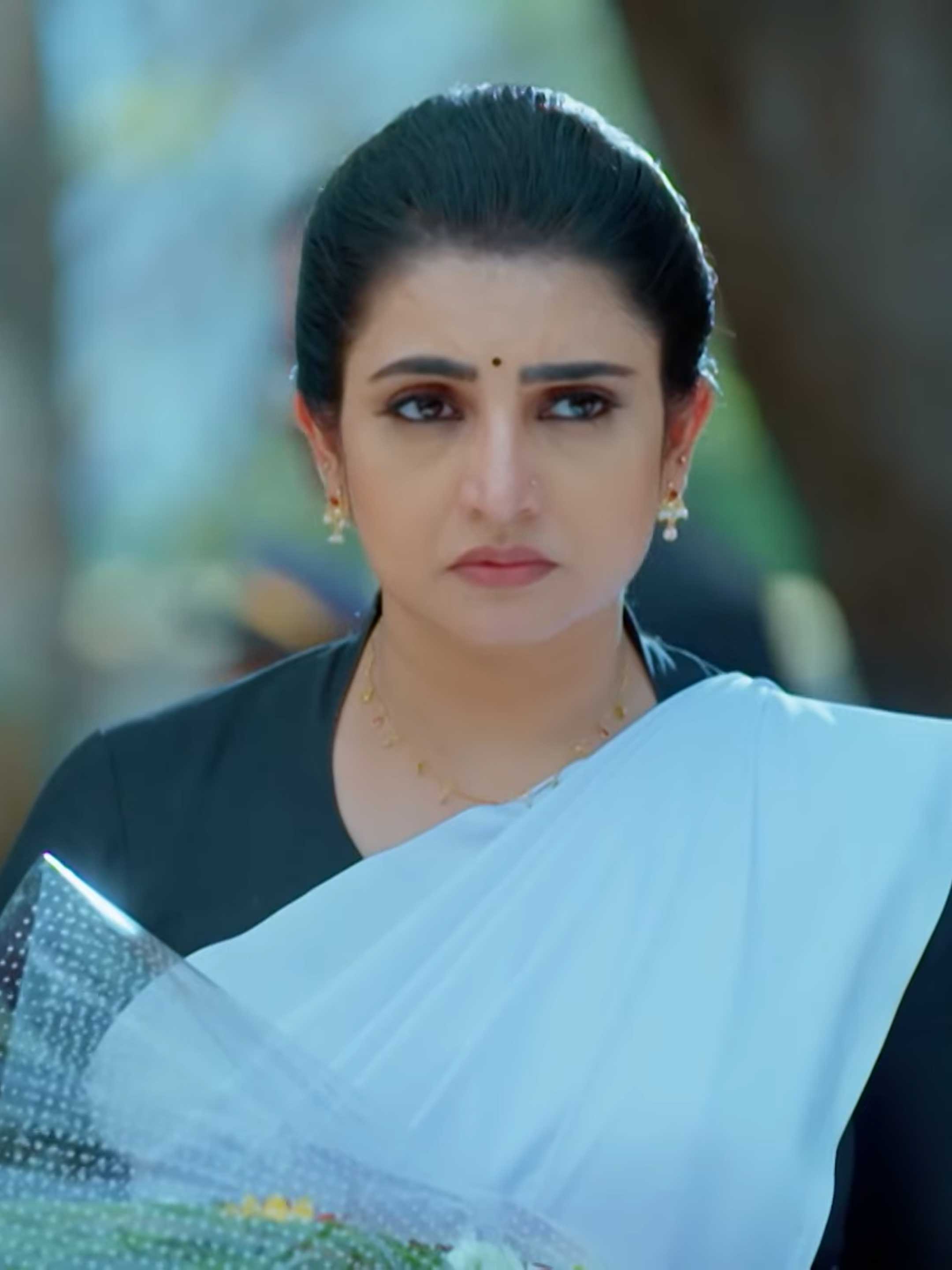 Archana Chechi L L B