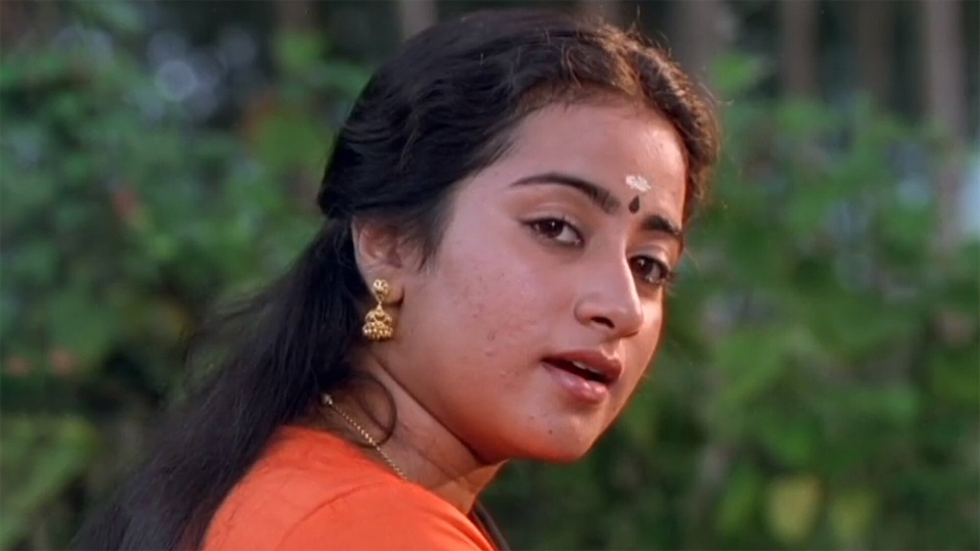 Manichithrathazhu Online