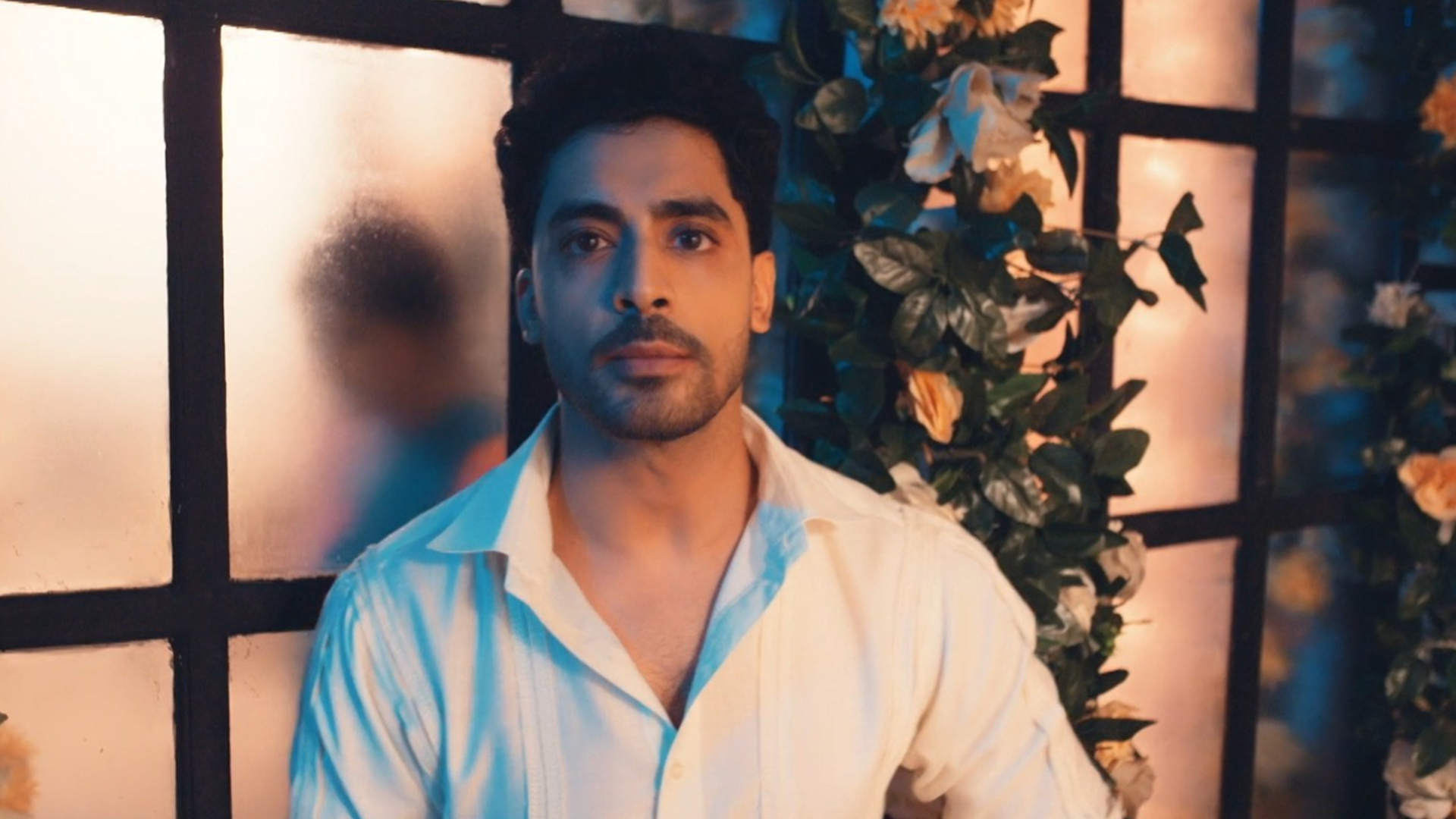 Maana Ke Hum Yaar Nahi