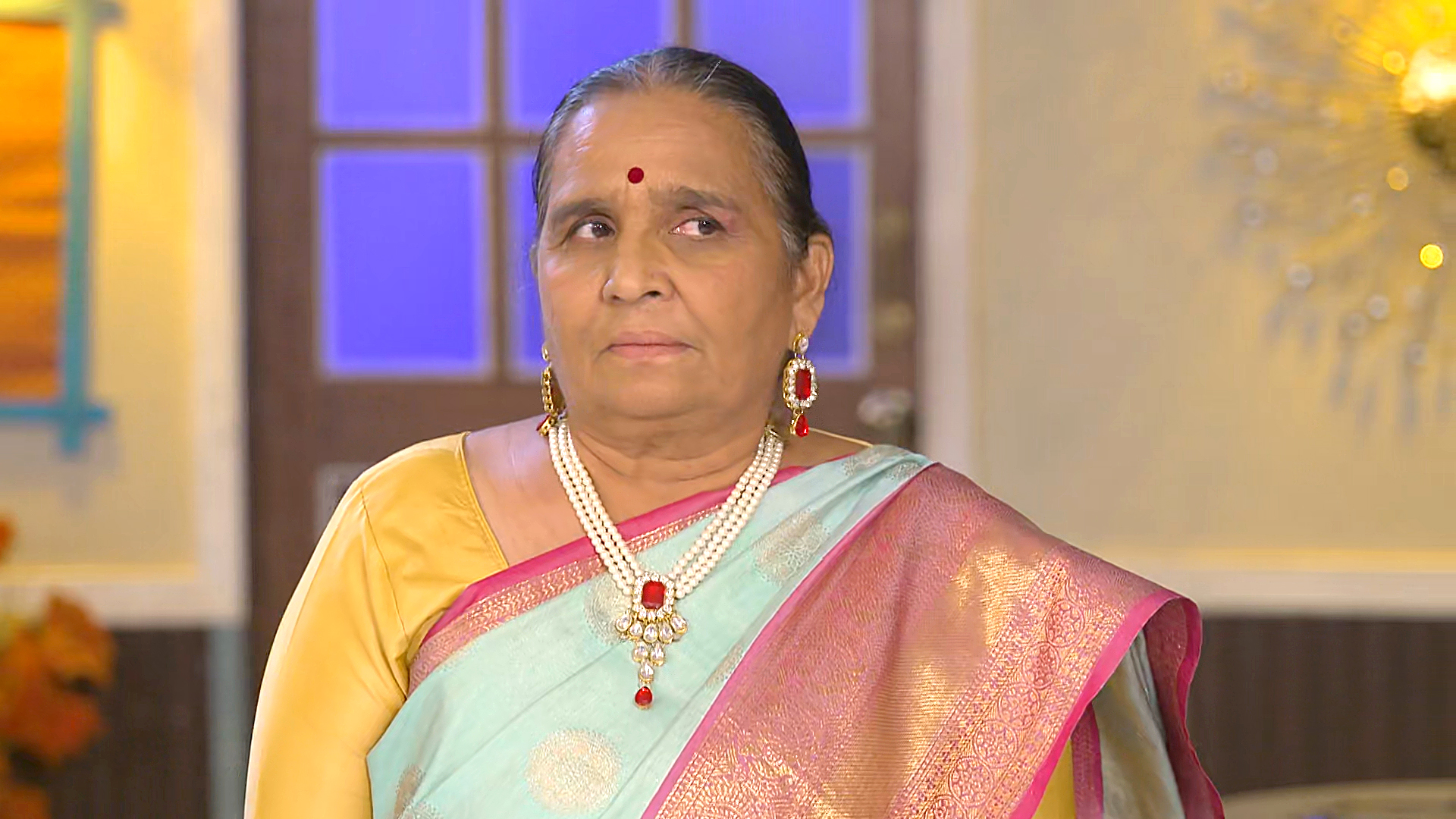 Rangai Jaane Rangma Online