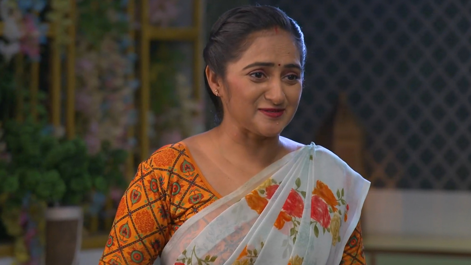 Rangai Jaane Rangma Online