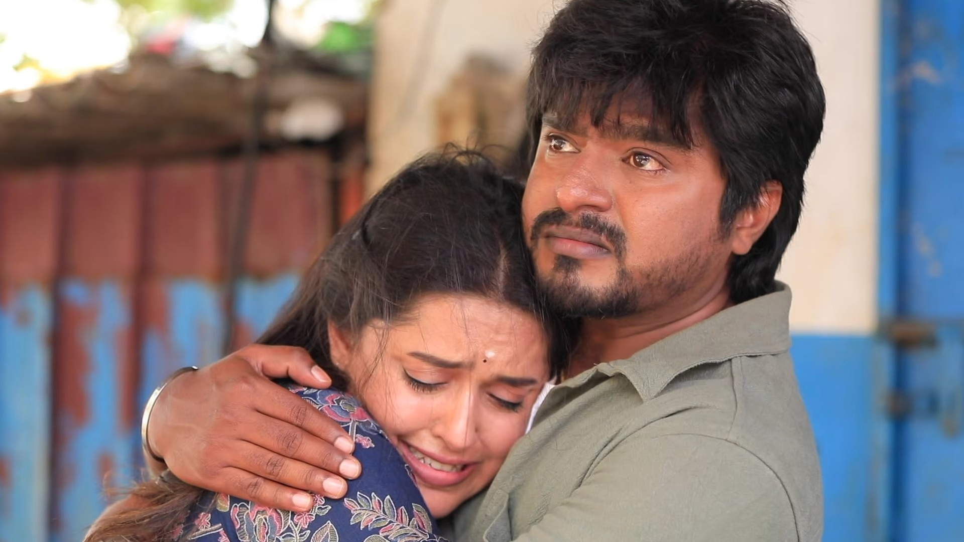 Dhanam - Ungalil Oruthi