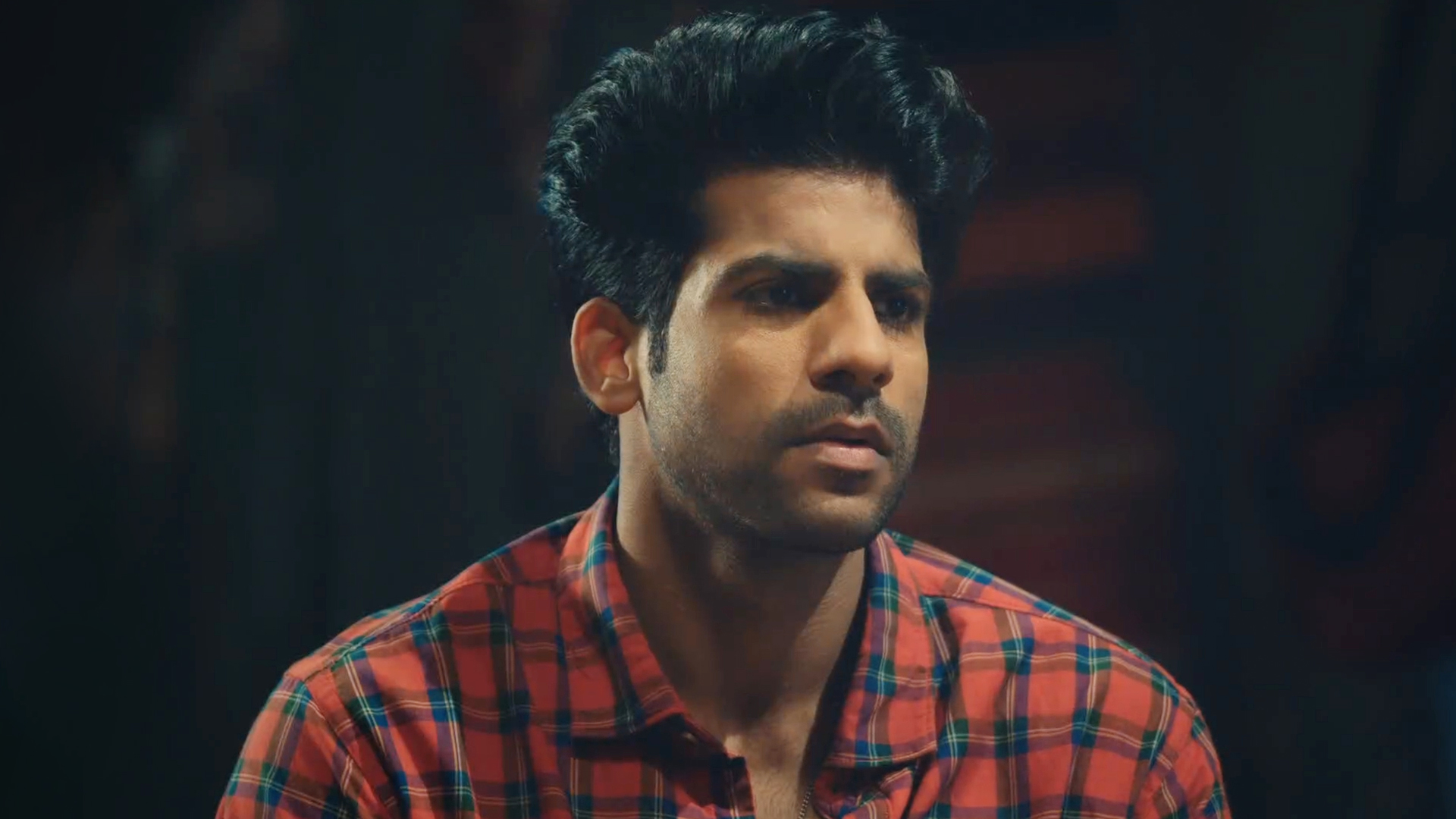 Maana Ke Hum Yaar Nahi Online