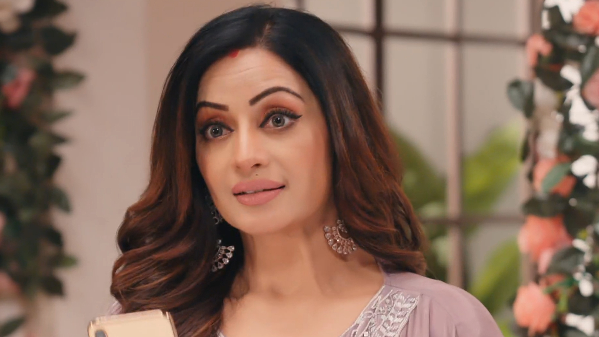 Maana Ke Hum Yaar Nahi Online