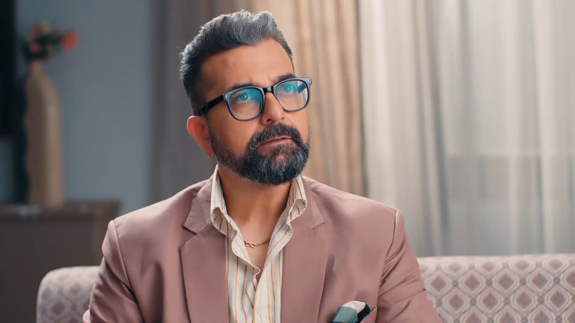 Maana Ke Hum Yaar Nahi Online