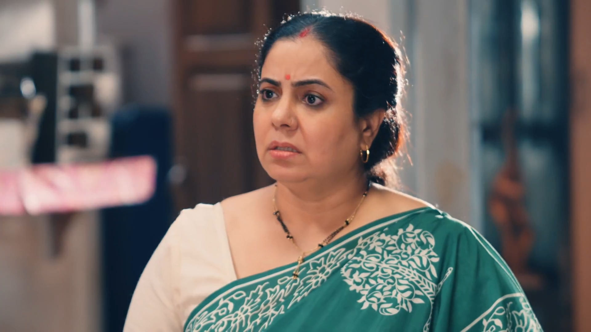 Maana Ke Hum Yaar Nahi Online