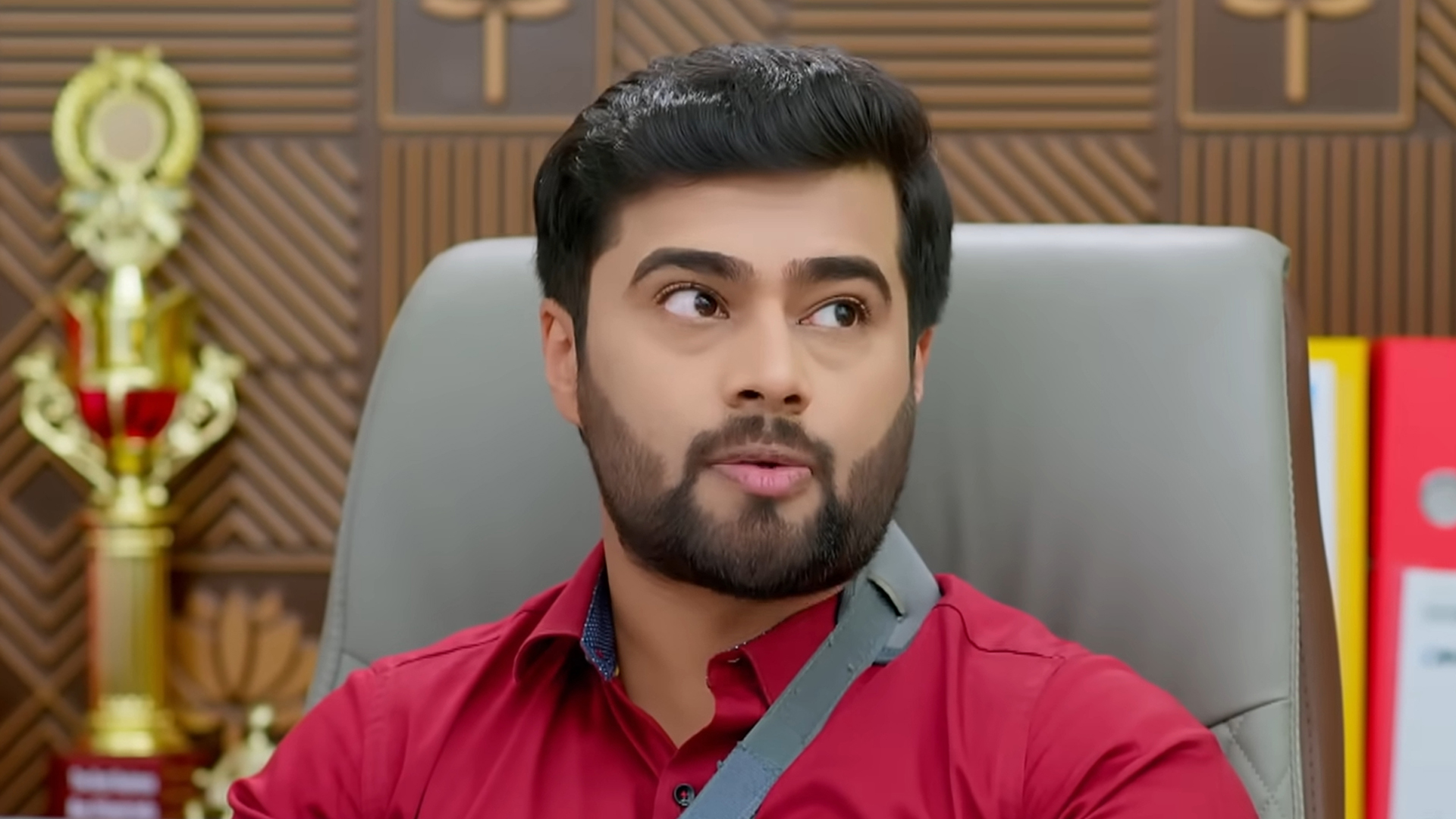 Andaala Rakshasi Online