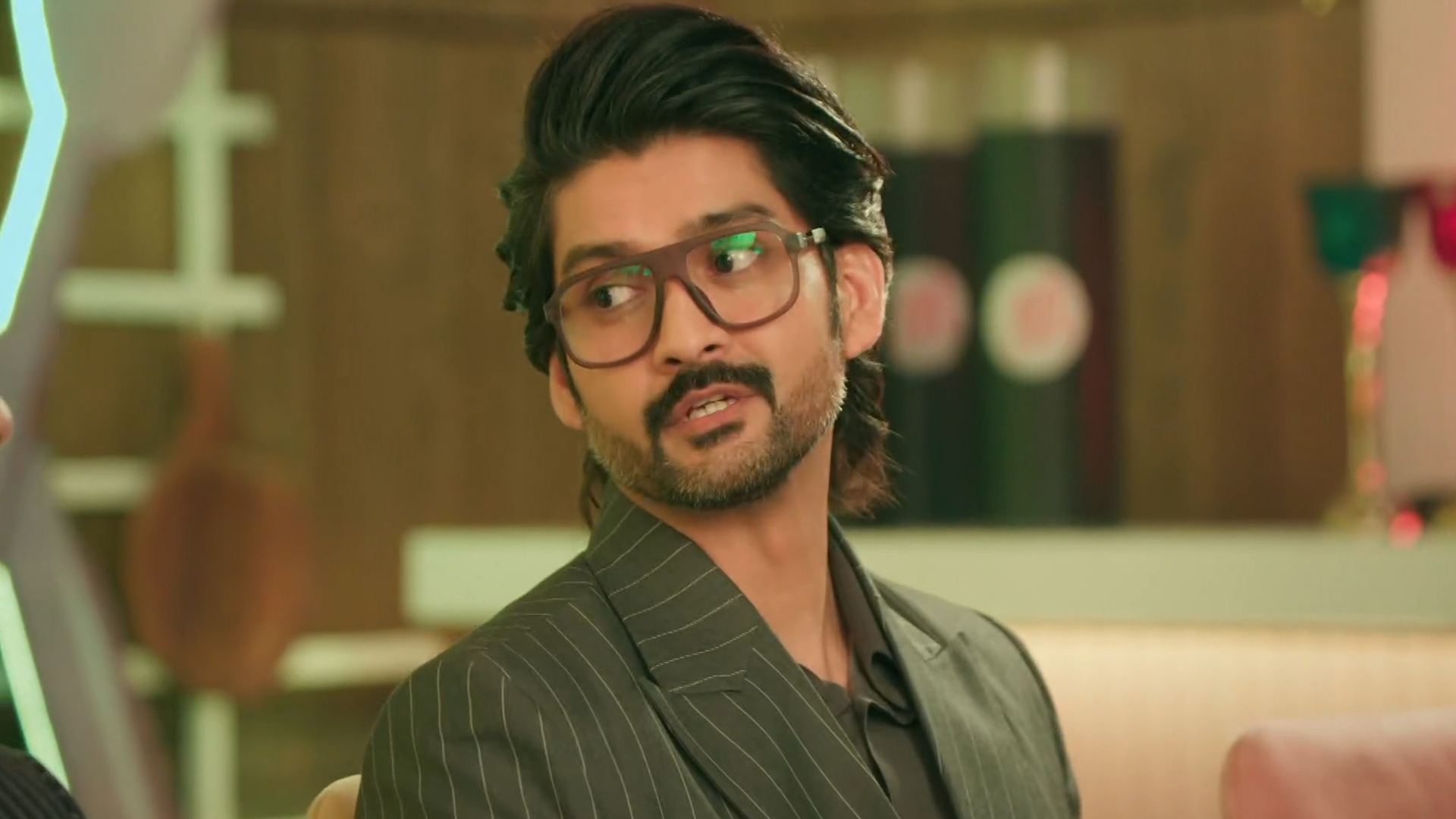 Mannat Harr Khushi Paane Ki Online