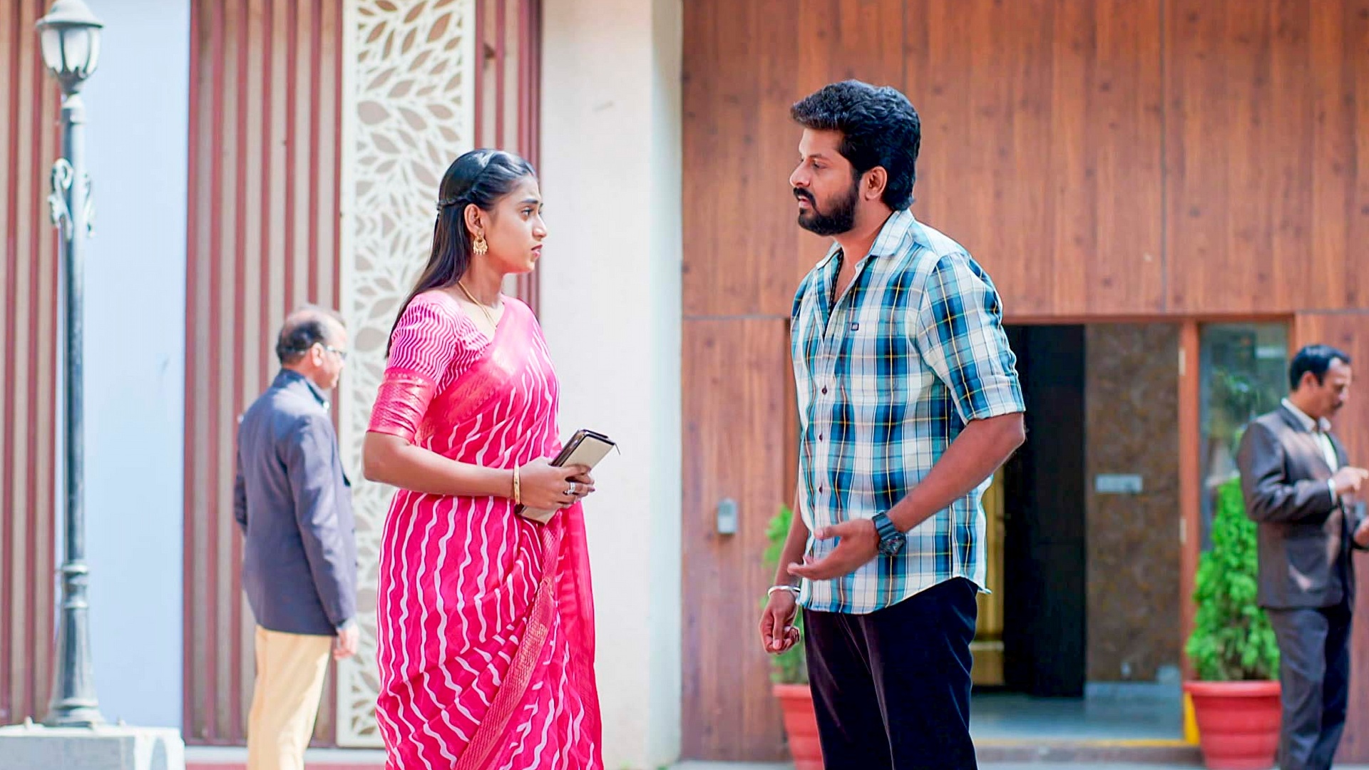 Gunde Ninda Gudigantalu Online