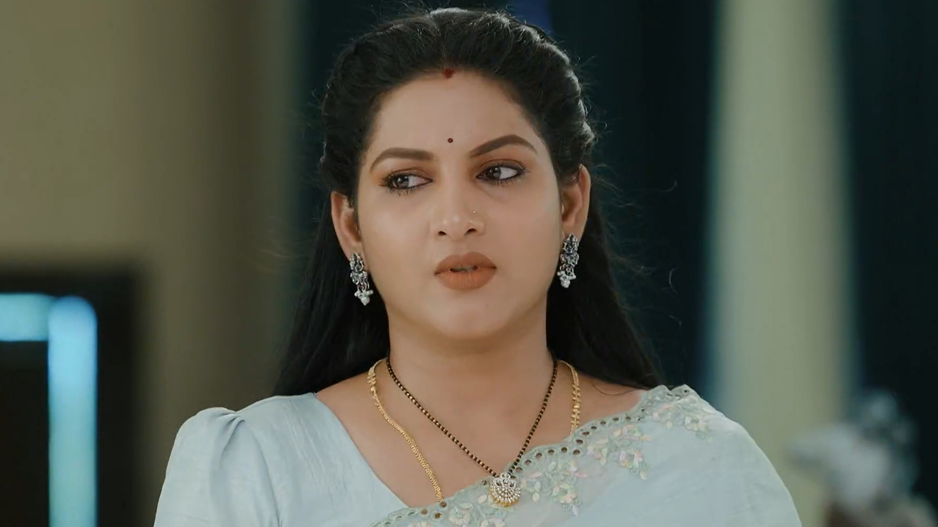 Maneye Mantralaya Online