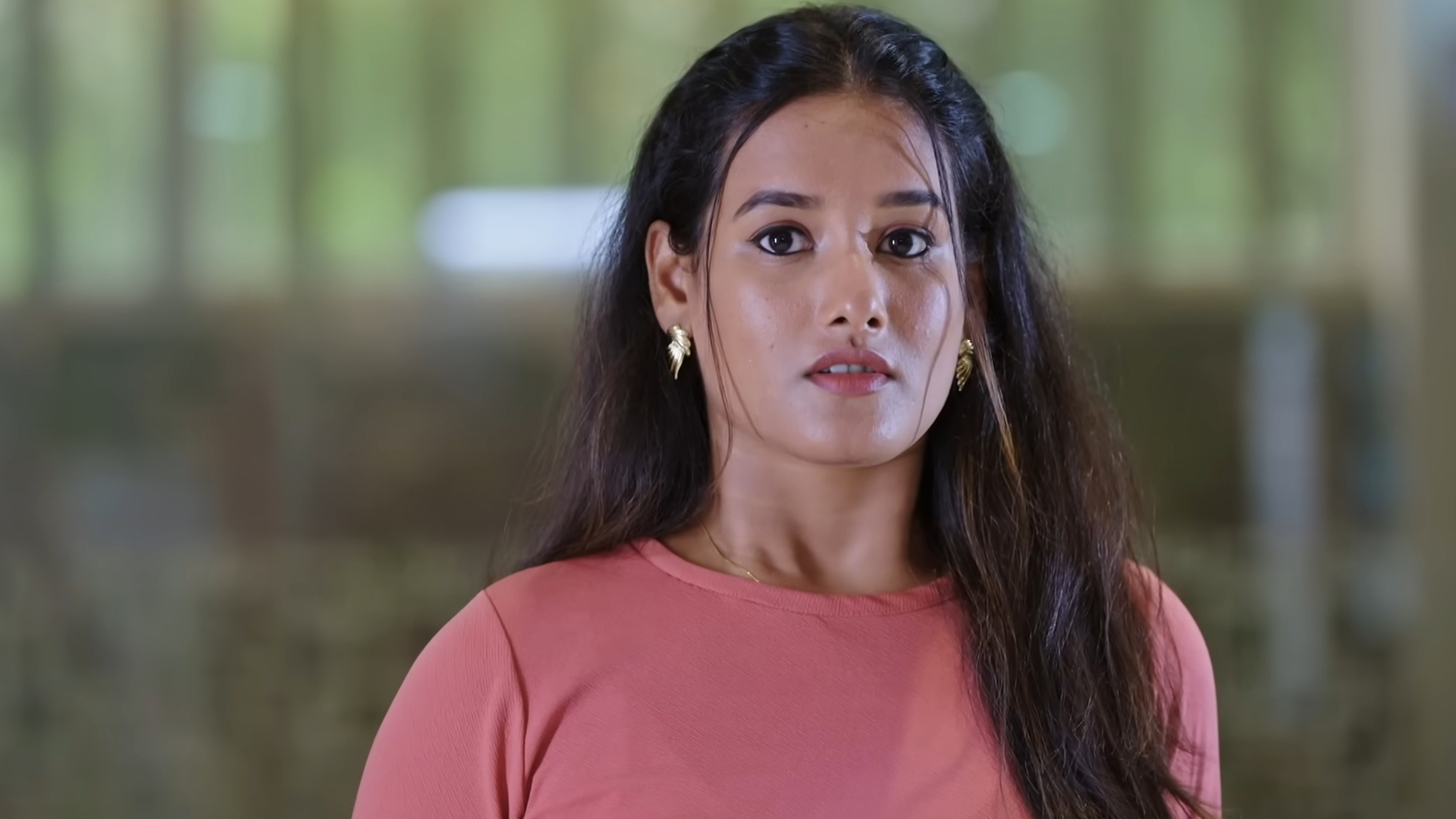 Kaathuvaakula Rendu Kaadhal Online