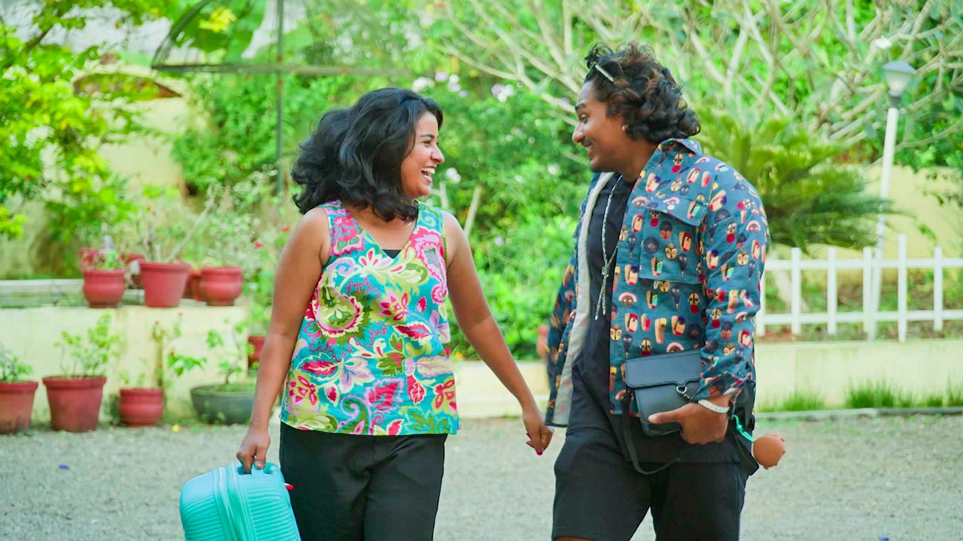 Happy Couples Online