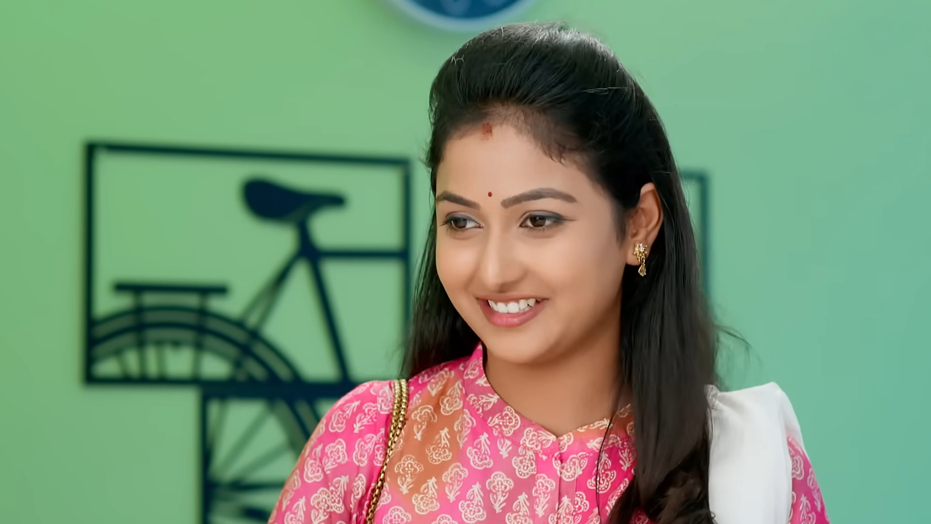 Andaala Rakshasi Online