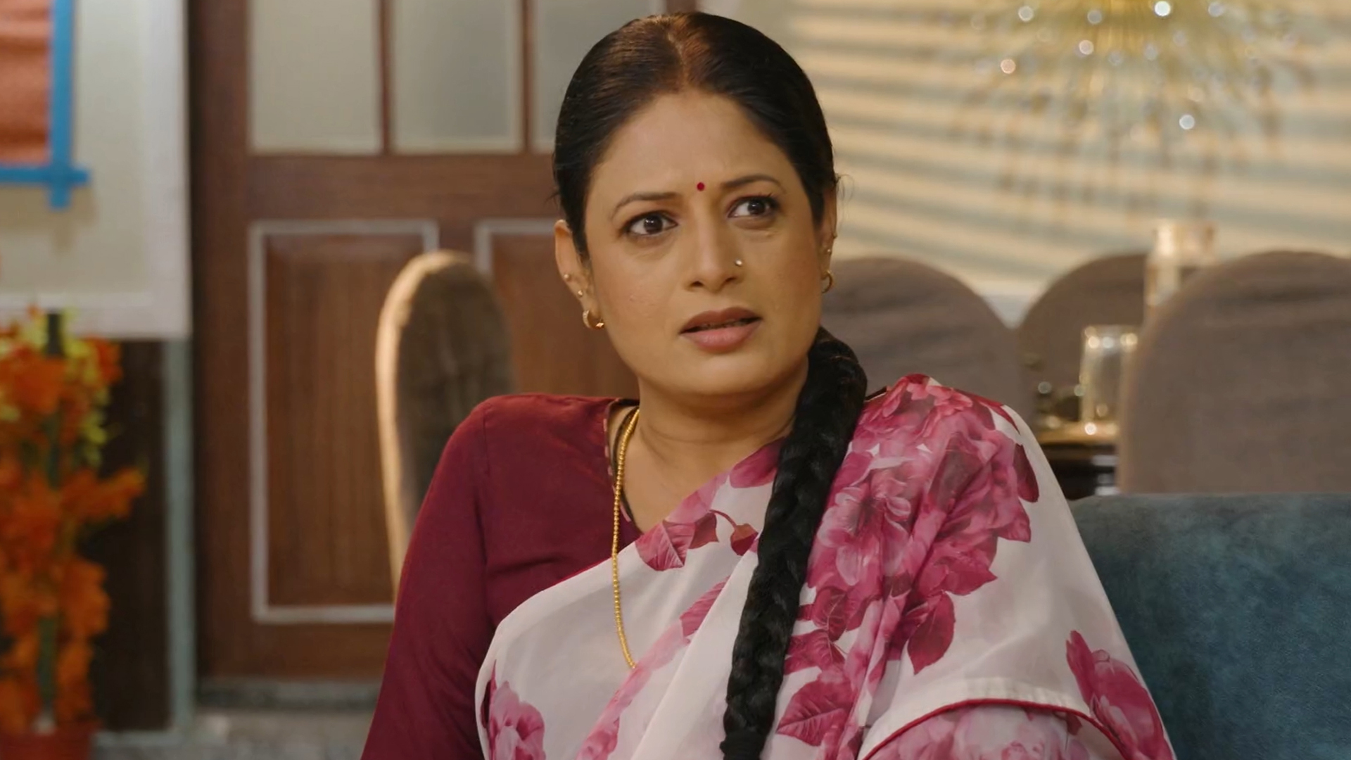 Rangai Jaane Rangma Online