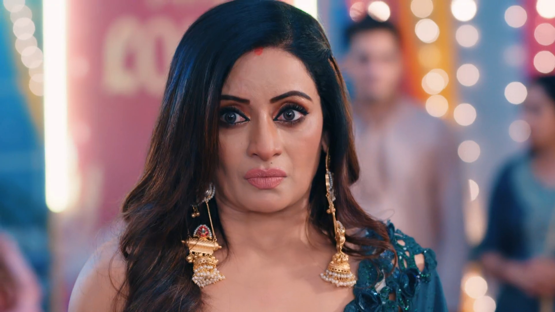 Maana Ke Hum Yaar Nahi Online