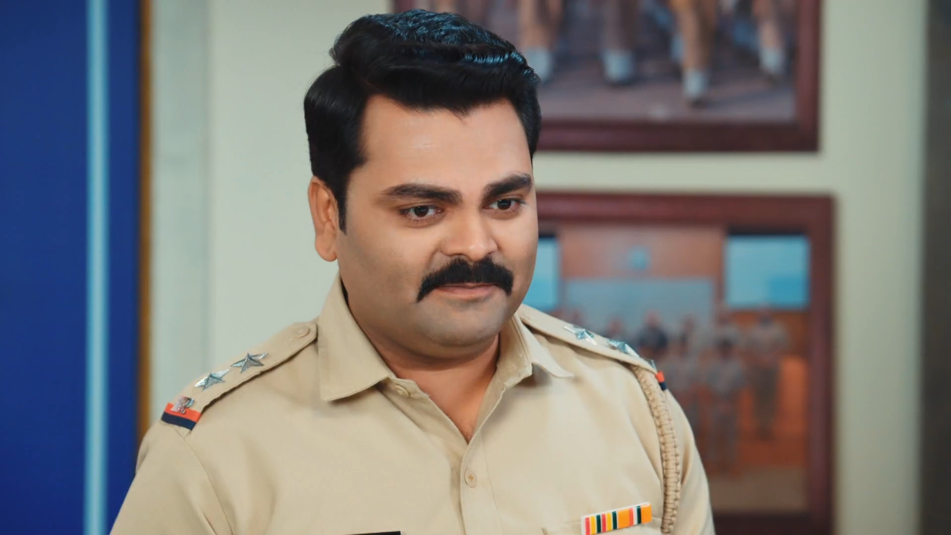 Maana Ke Hum Yaar Nahi Online