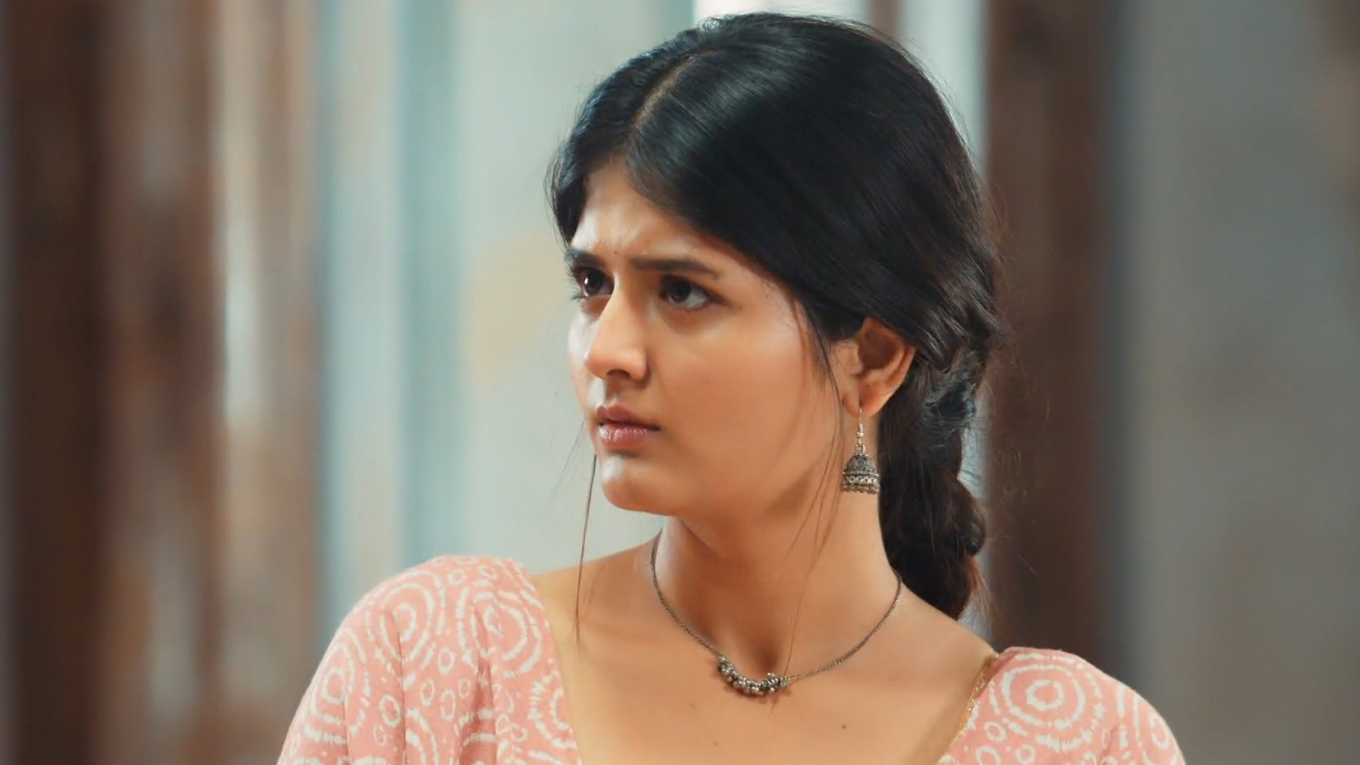 Maana Ke Hum Yaar Nahi Online