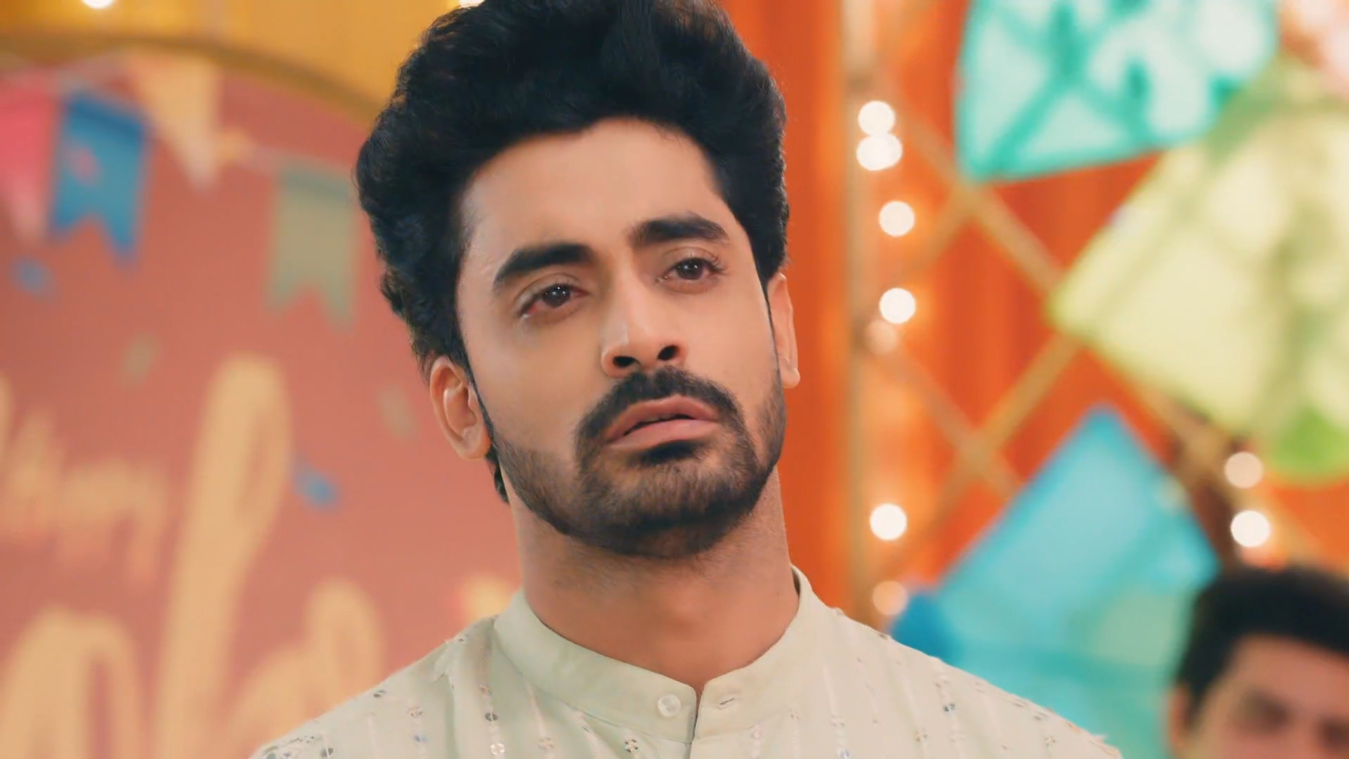 Maana Ke Hum Yaar Nahi Online