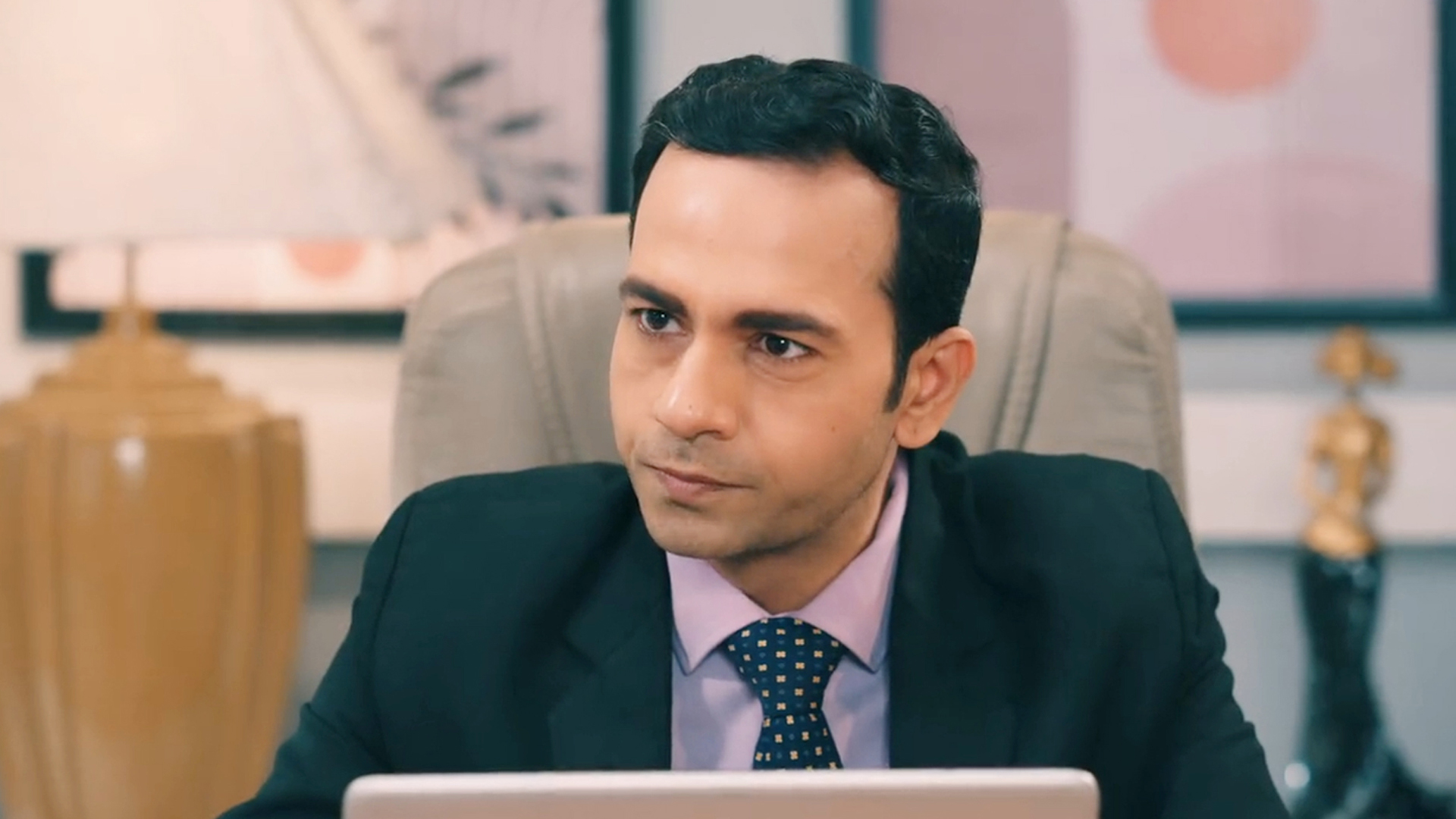 Maana Ke Hum Yaar Nahi Online