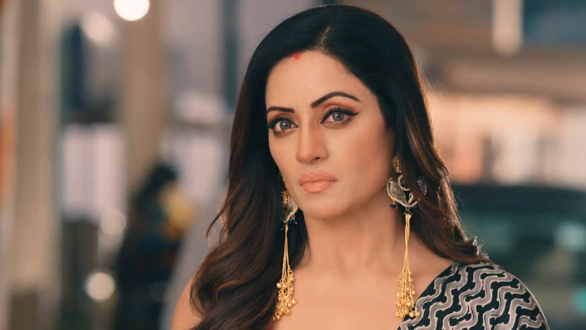 Maana Ke Hum Yaar Nahi Online