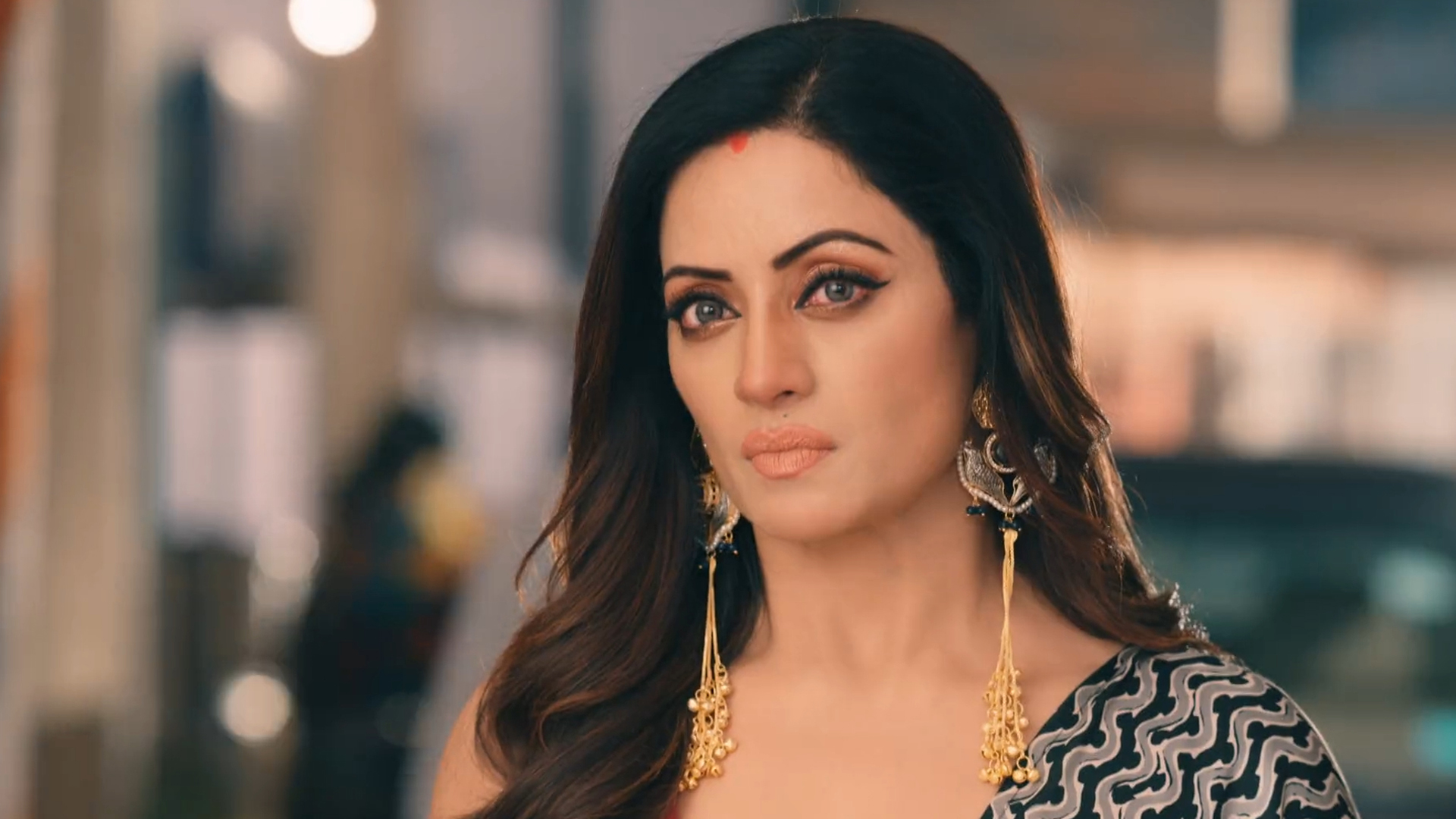 Maana Ke Hum Yaar Nahi Online