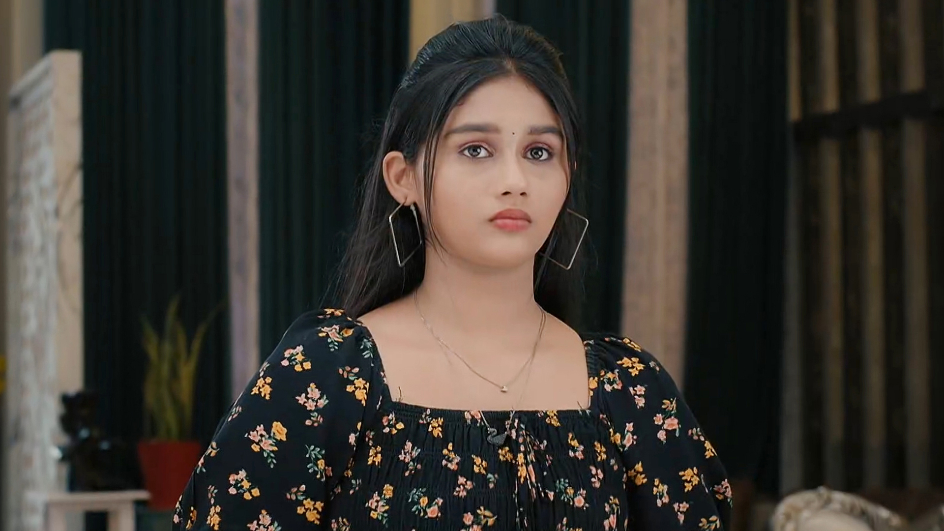 Maneye Mantralaya Online