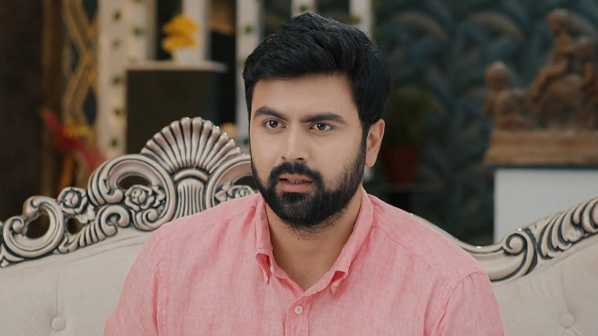 Maneye Mantralaya Online