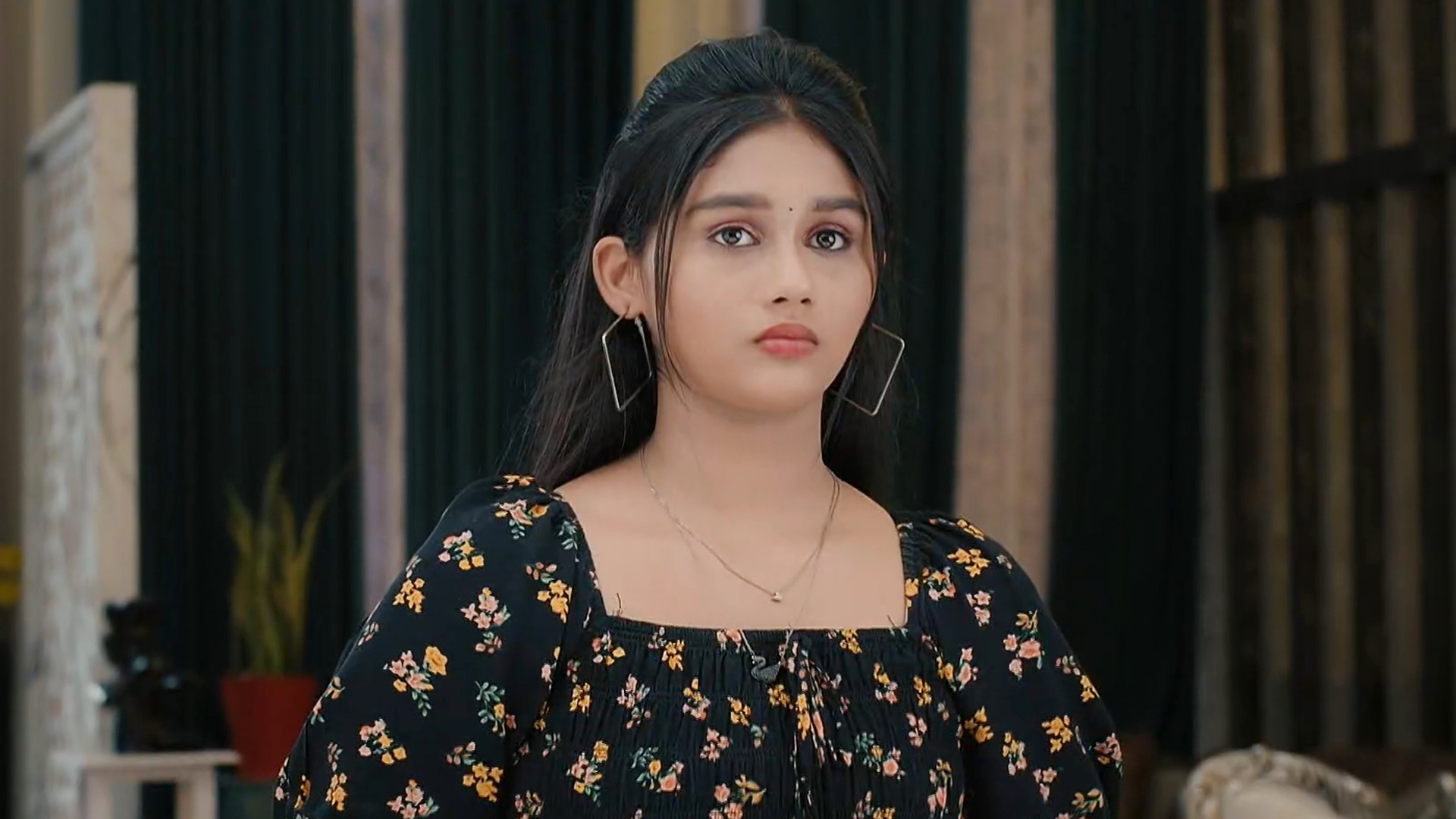 Maneye Mantralaya Online