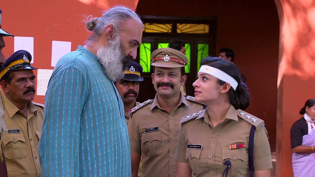 Thoovalsparsham Online