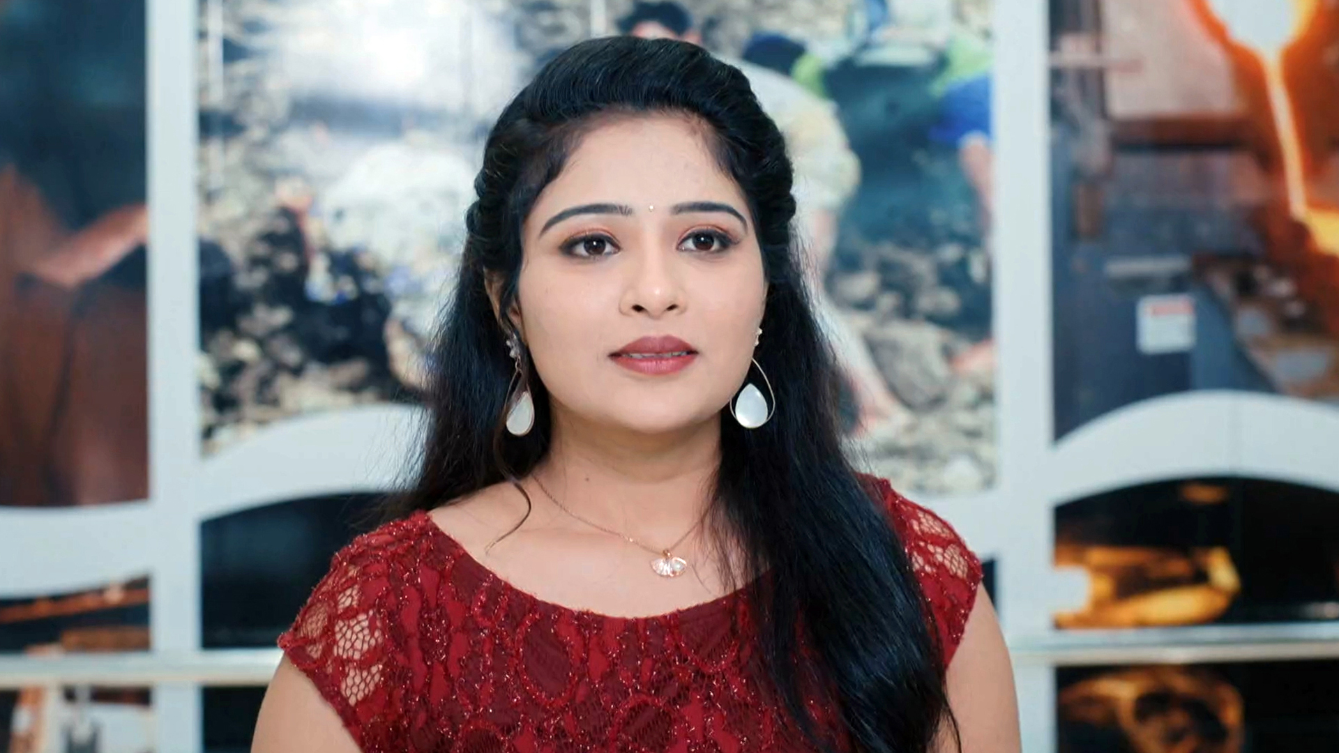 Maneye Mantralaya Online