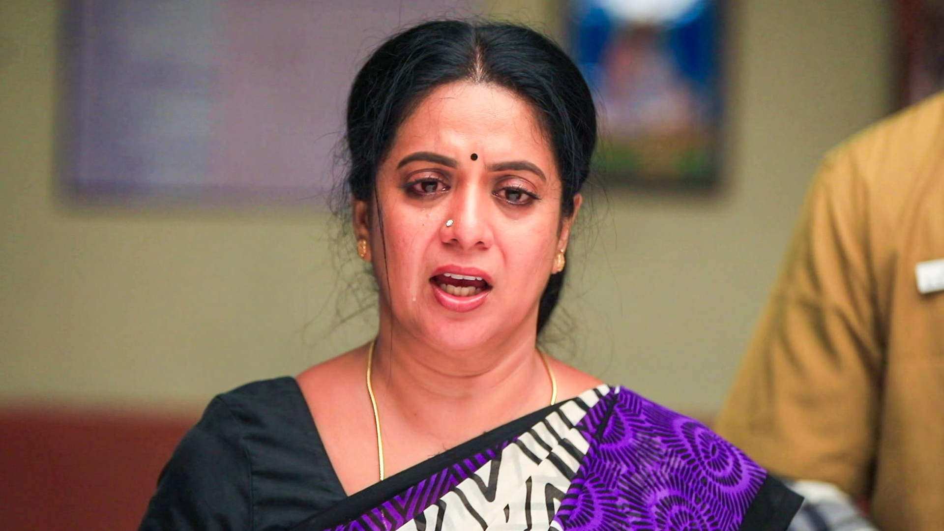 Sindhoorapottu Online