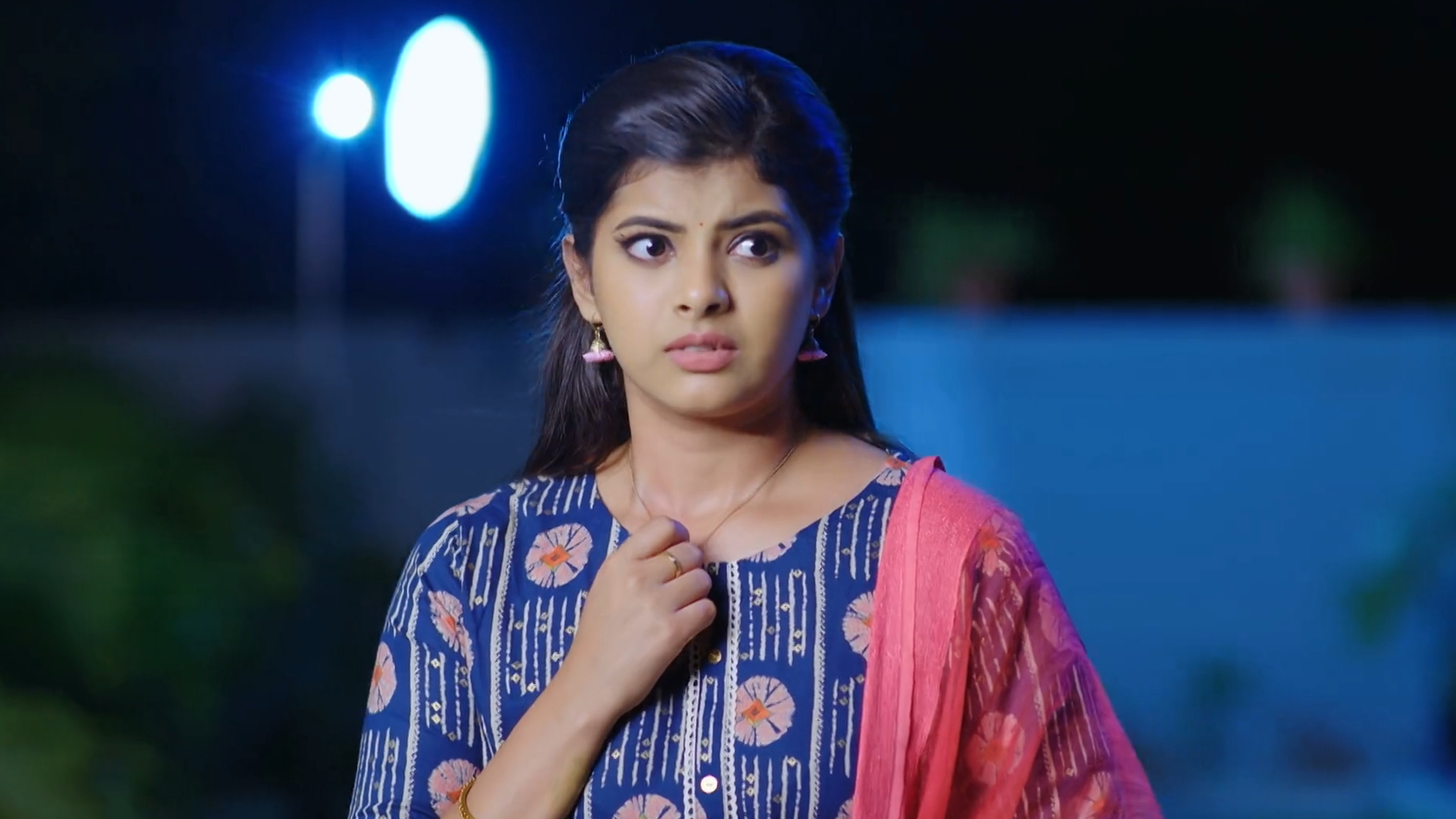 Matadu Matadu Mallige Online