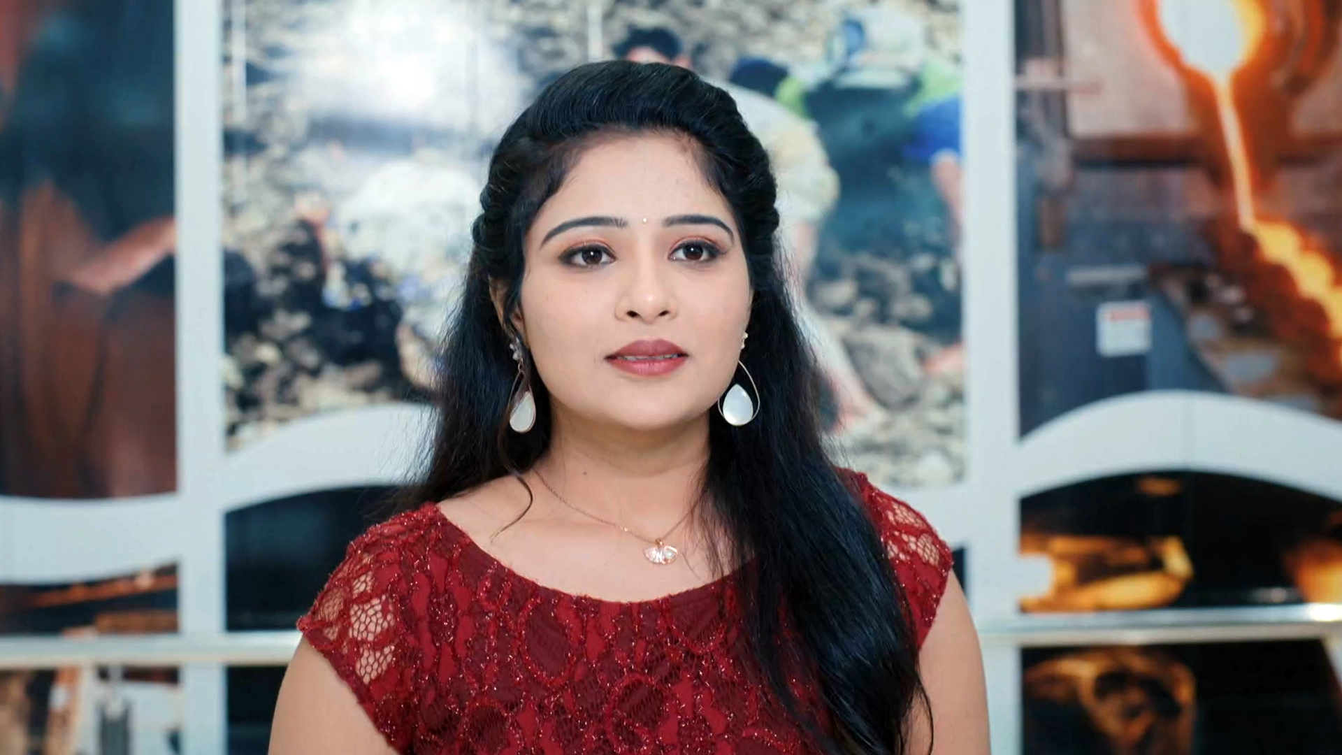 Maneye Mantralaya Online