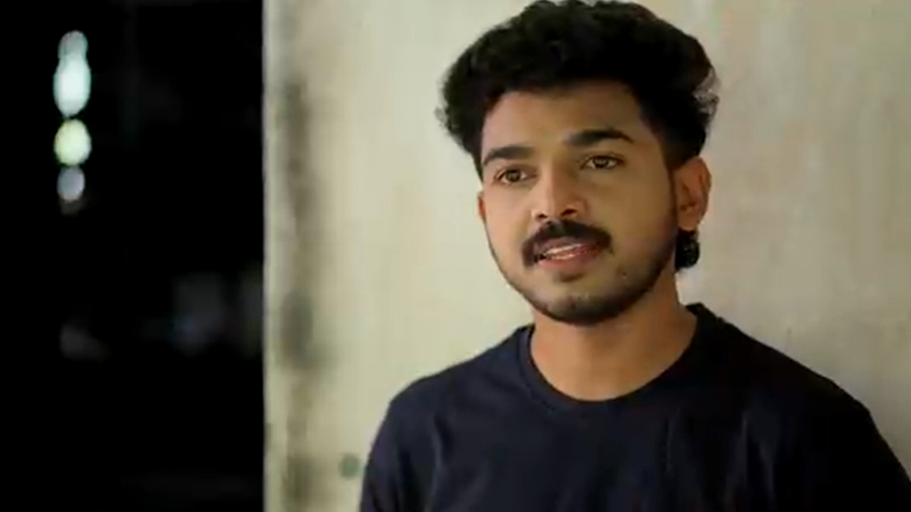 Kattathe Kilikoodu Online