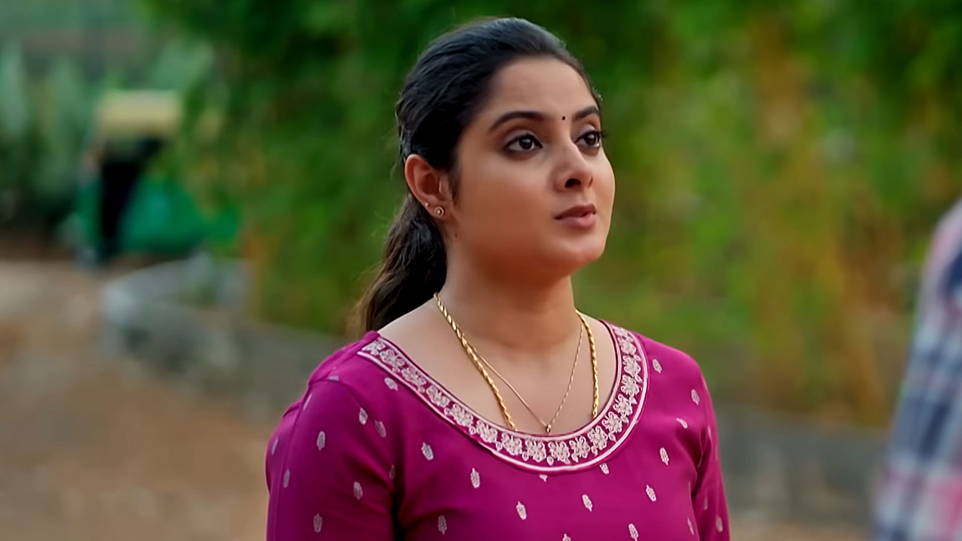 Kattathe Kilikoodu Online