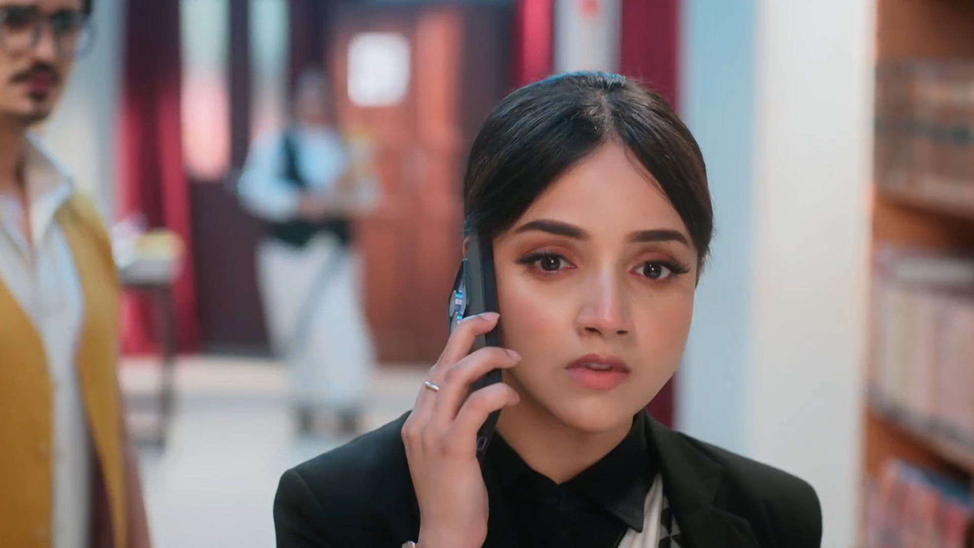 Aarti Anjali Awasthi Online